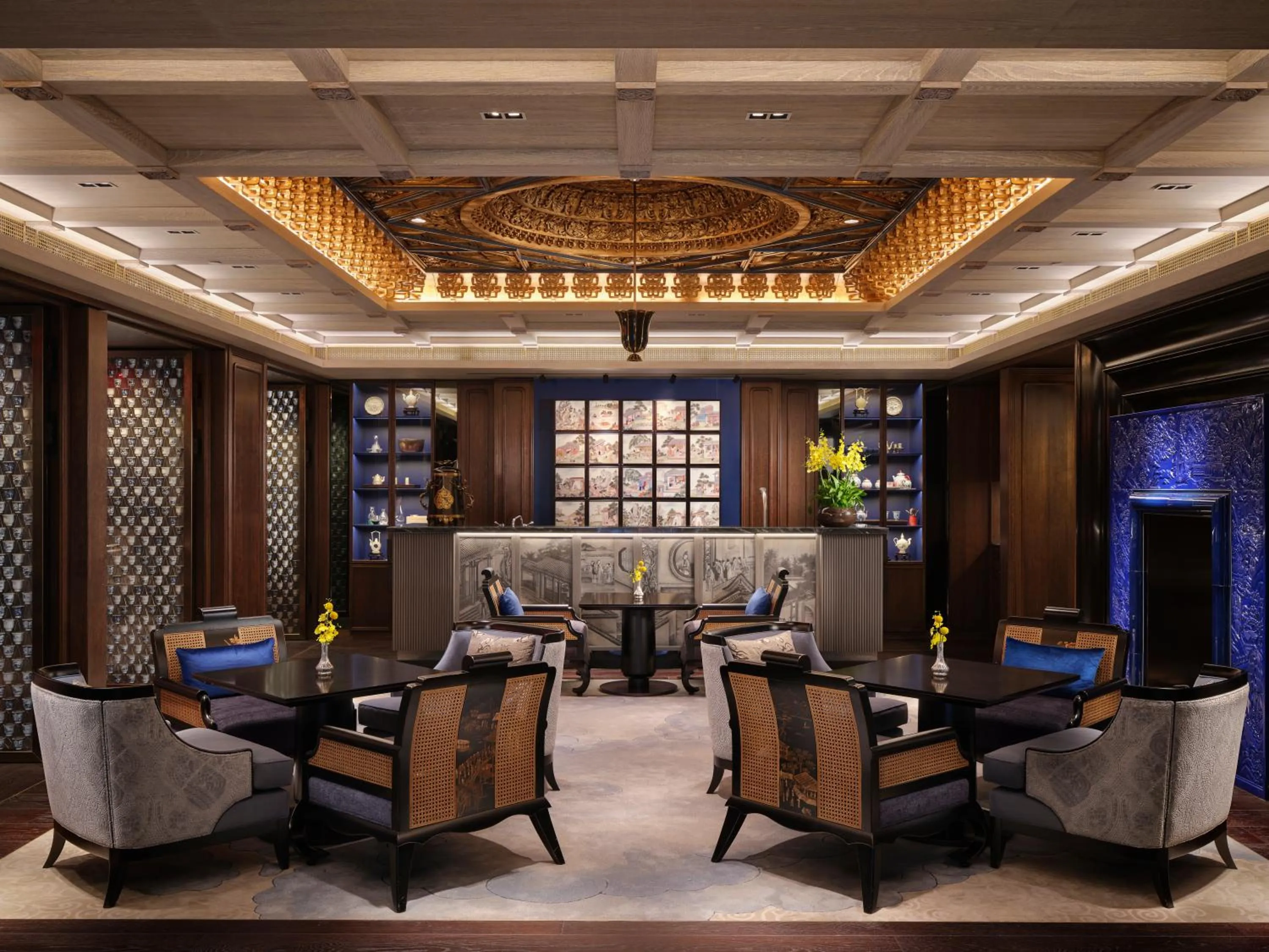 Restaurant/places to eat in The Peninsula London