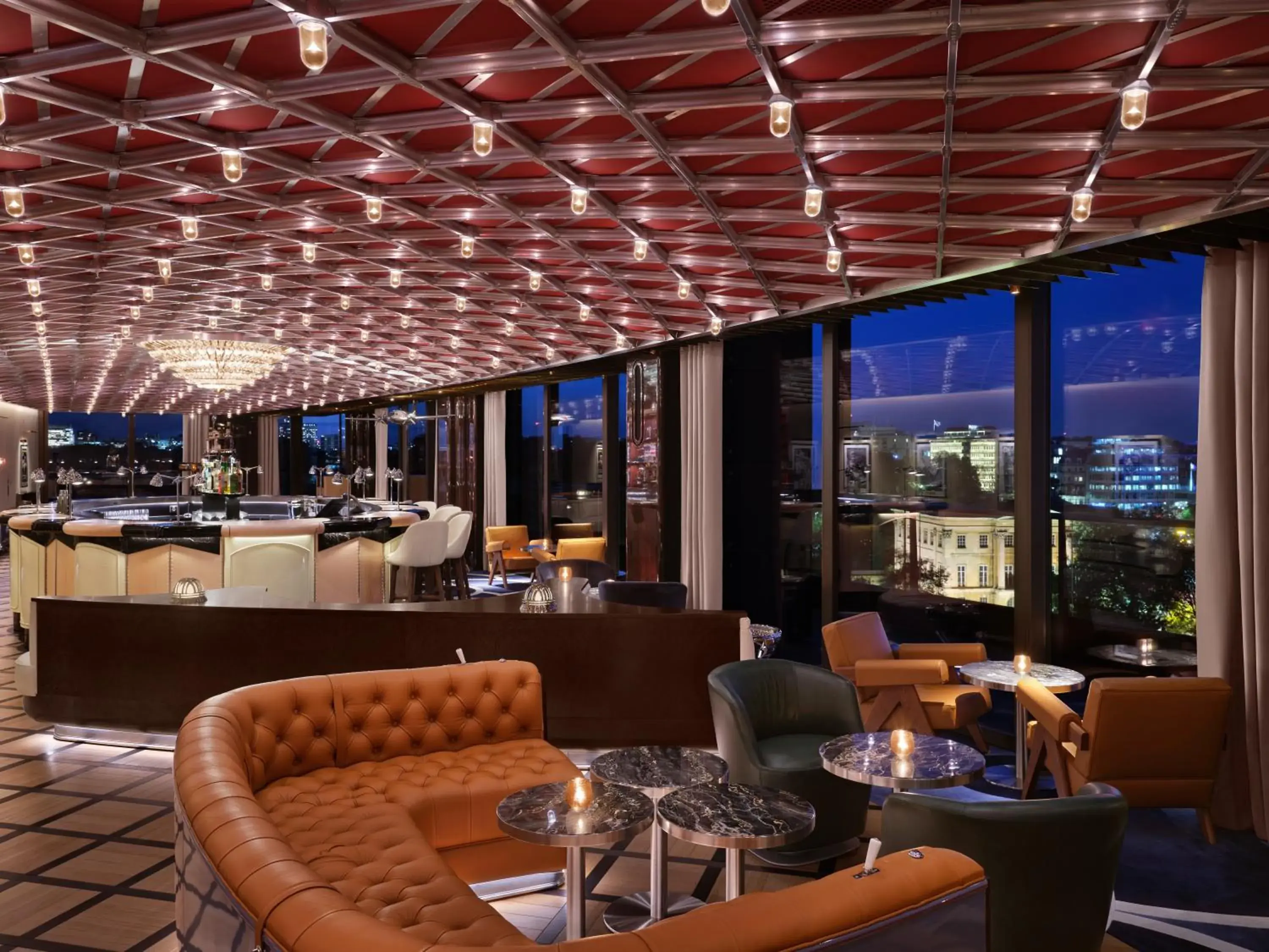 Restaurant/places to eat in The Peninsula London Restaurant/places to eat in The Peninsula London