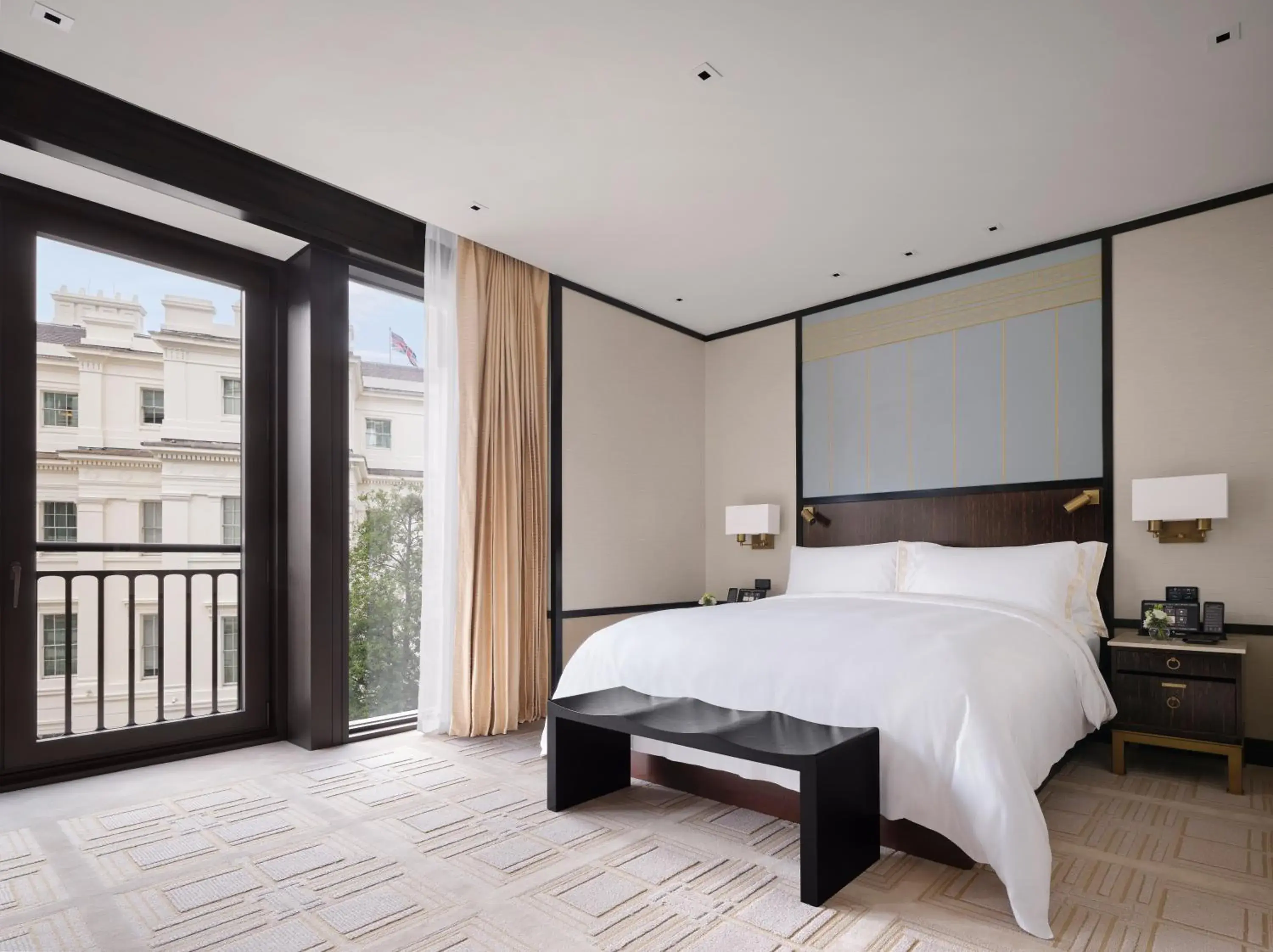 Grand Premier Park Suite King in The Peninsula London Grand Premier Park Suite King in The Peninsula London