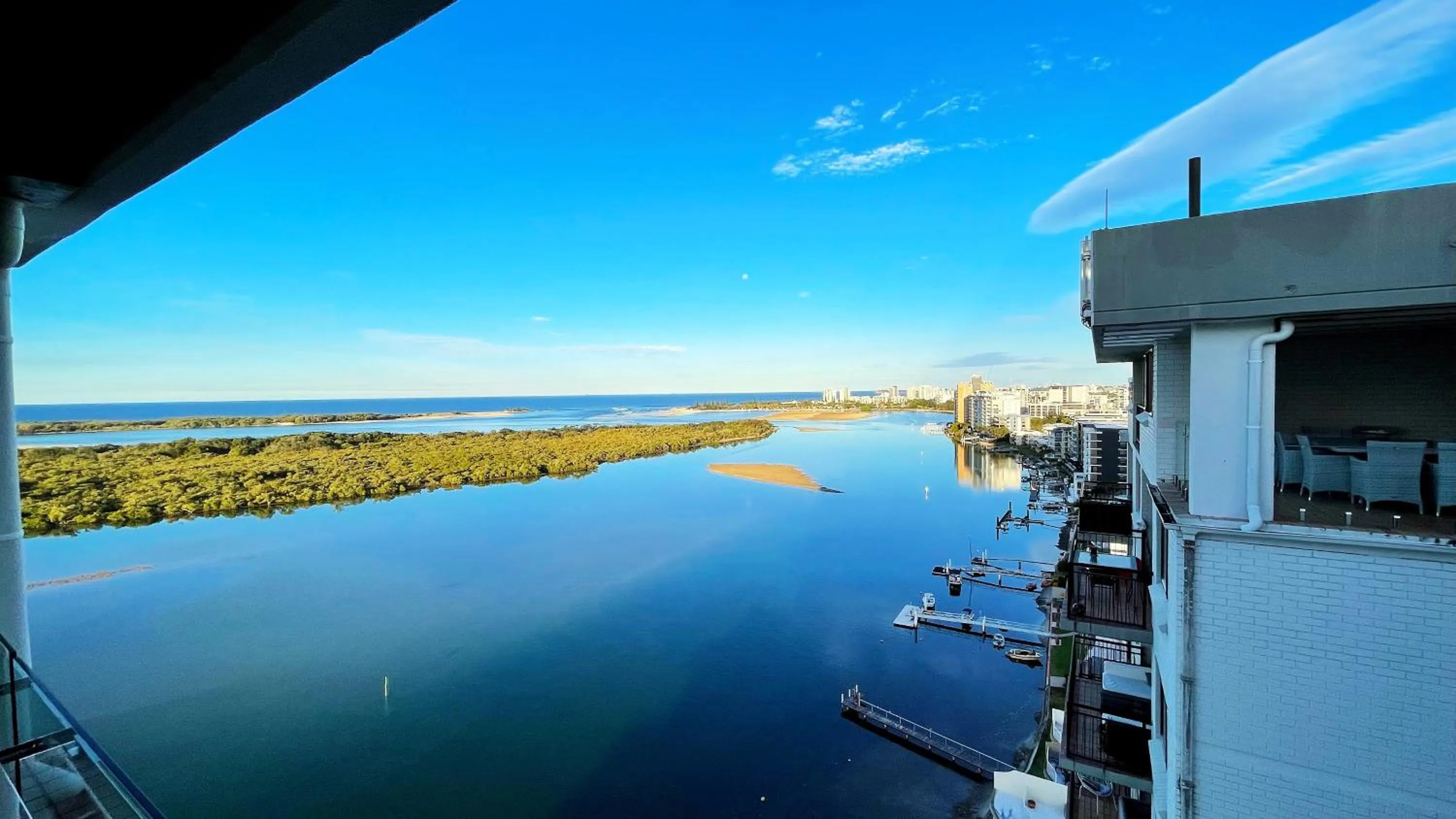 Maroochydore Riverfront Apartment