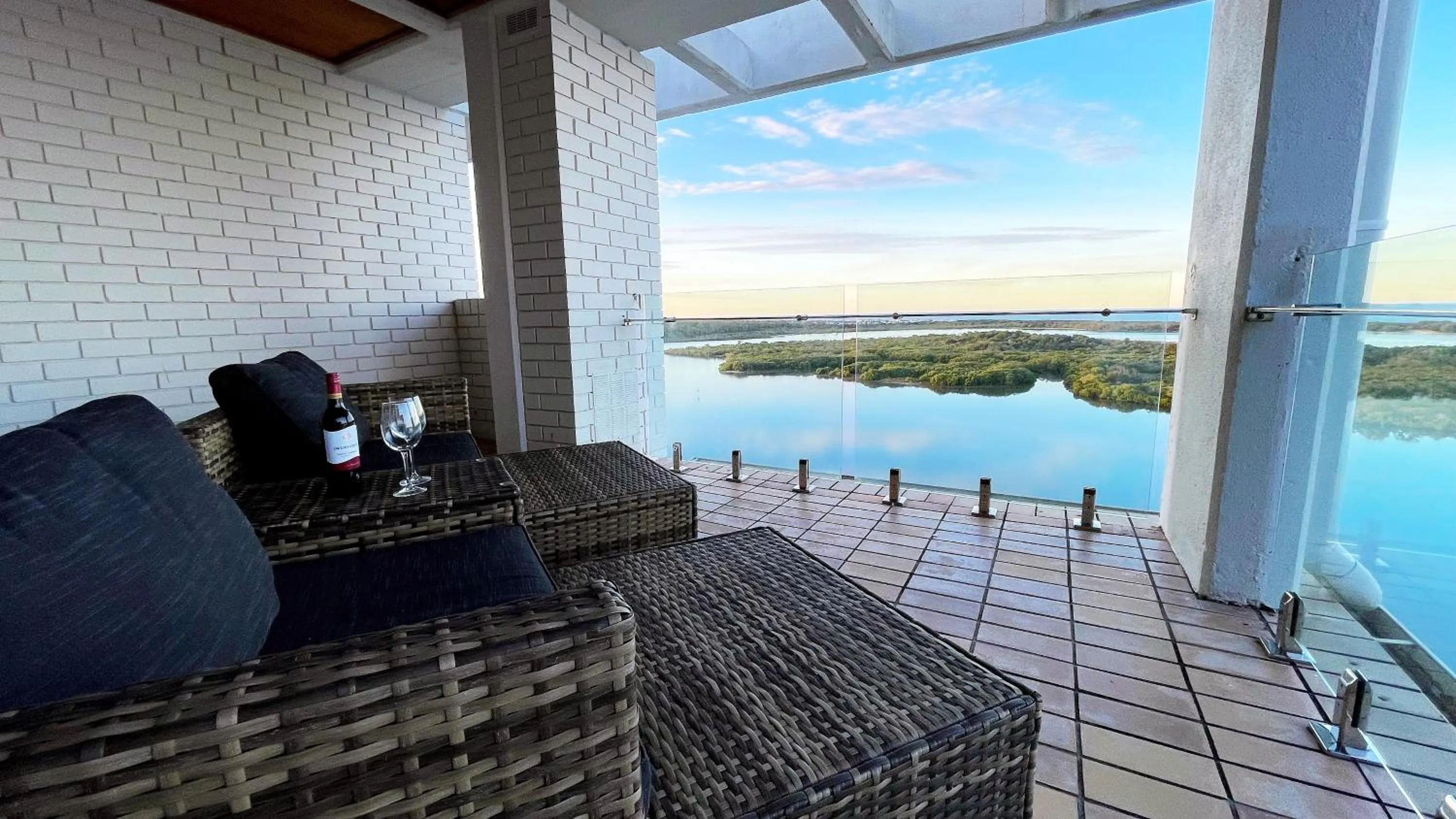 Maroochydore Riverfront Apartment