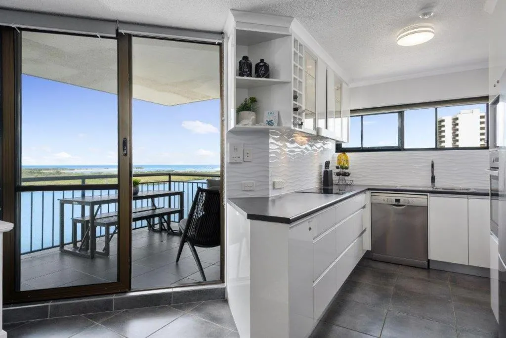 Maroochydore Riverfront Apartment