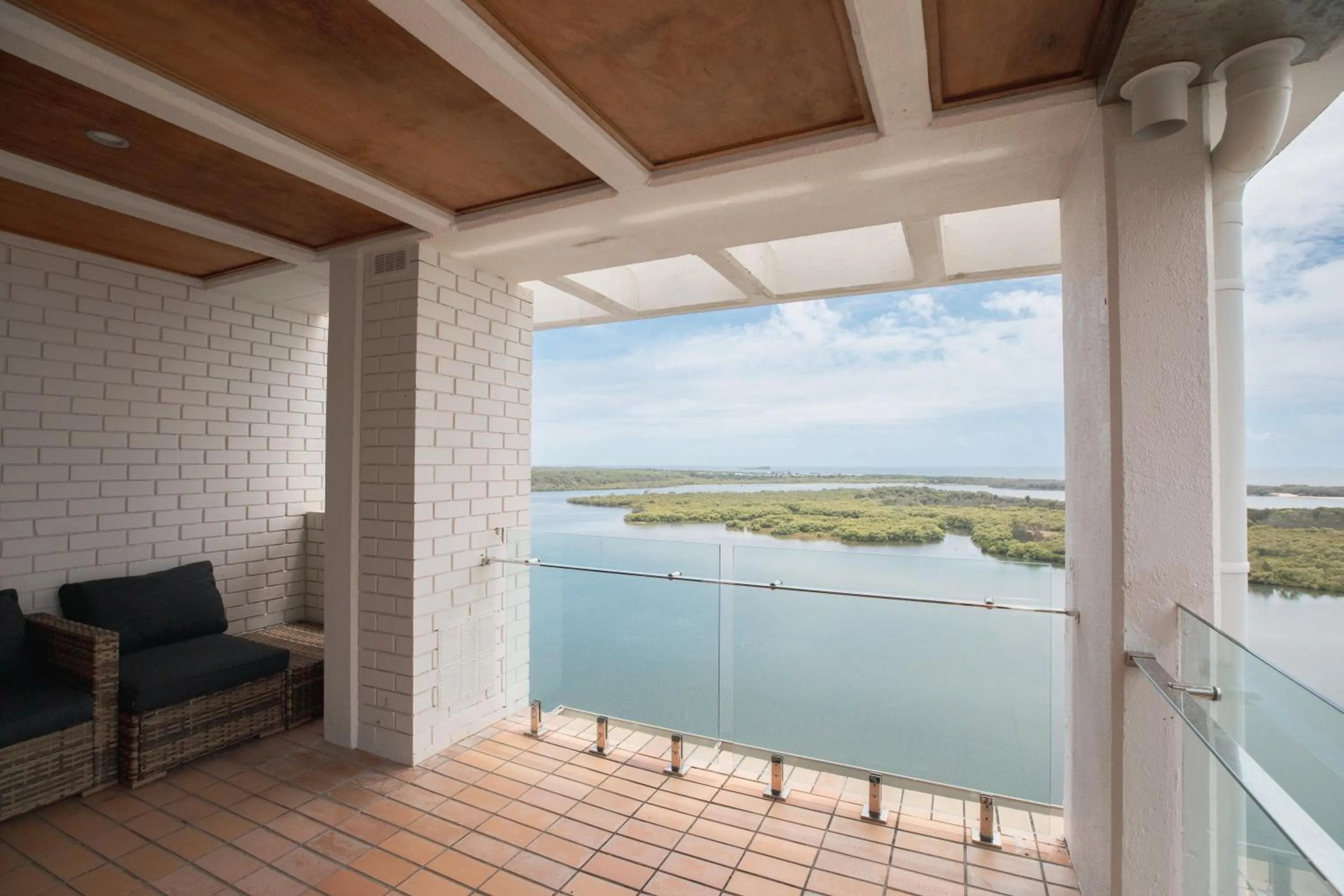 Maroochydore Riverfront Apartment