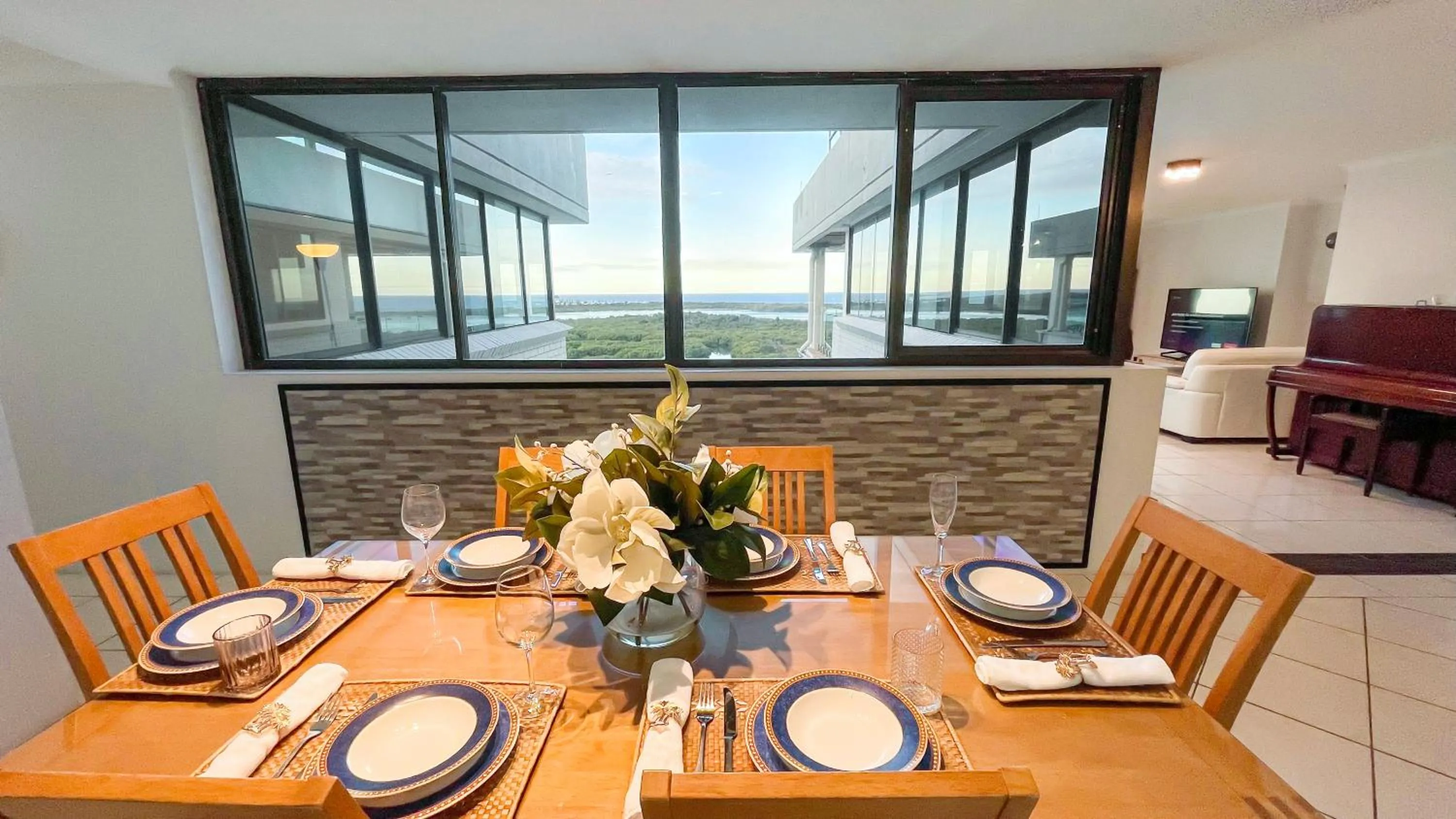 Maroochydore Riverfront Apartment