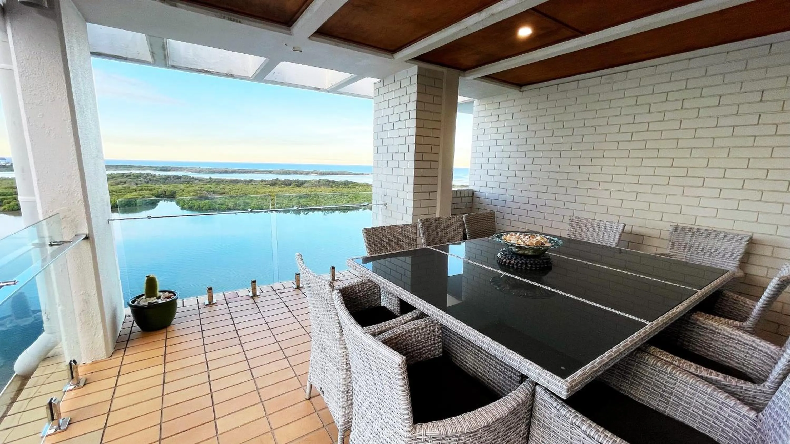 Maroochydore Riverfront Apartment