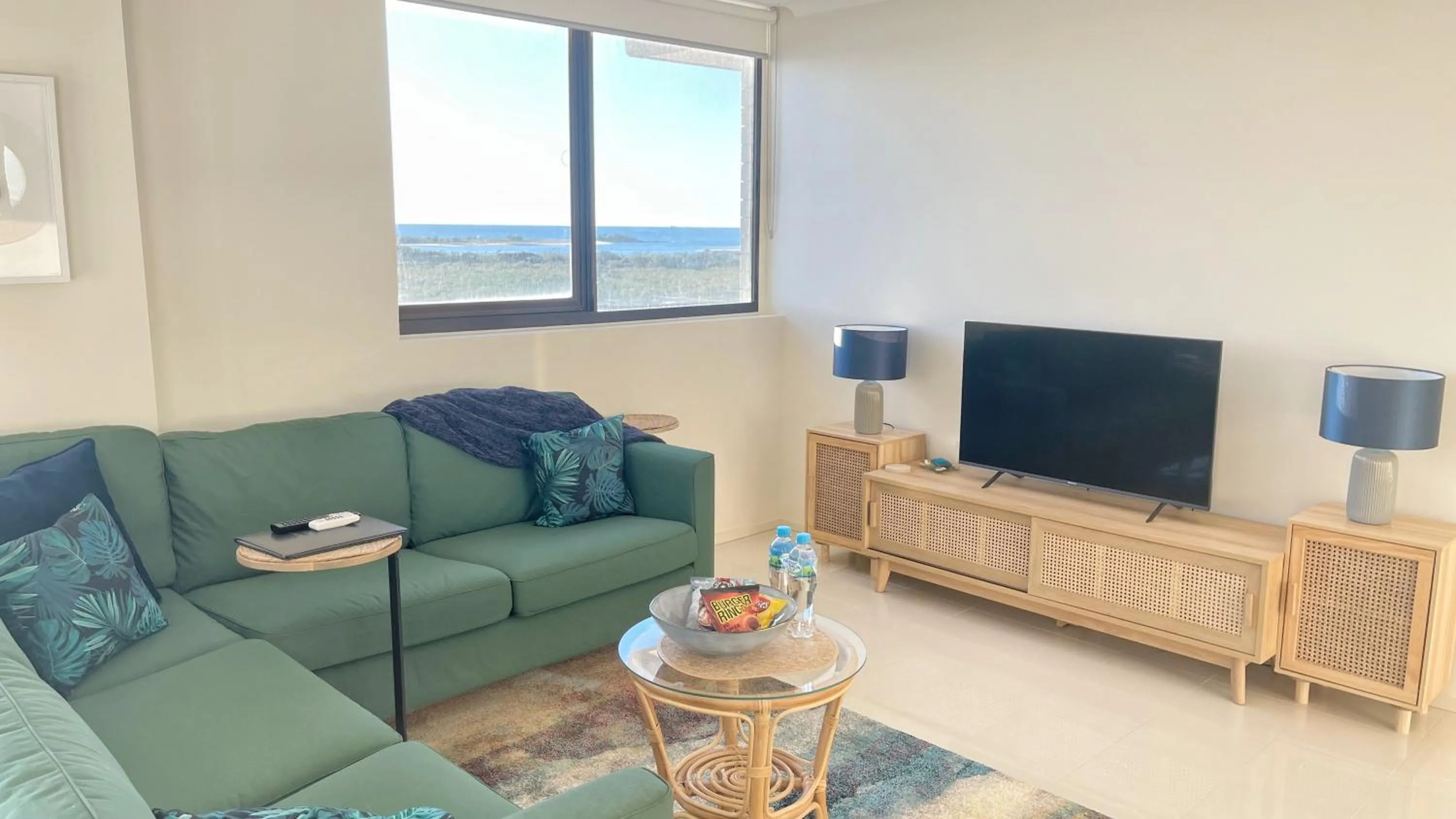Natural landscape in Maroochydore Riverfront Apartment