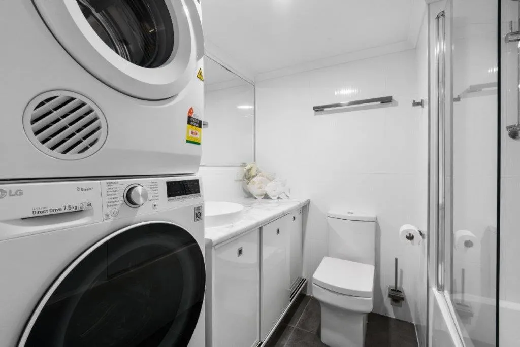 Maroochydore Riverfront Apartment