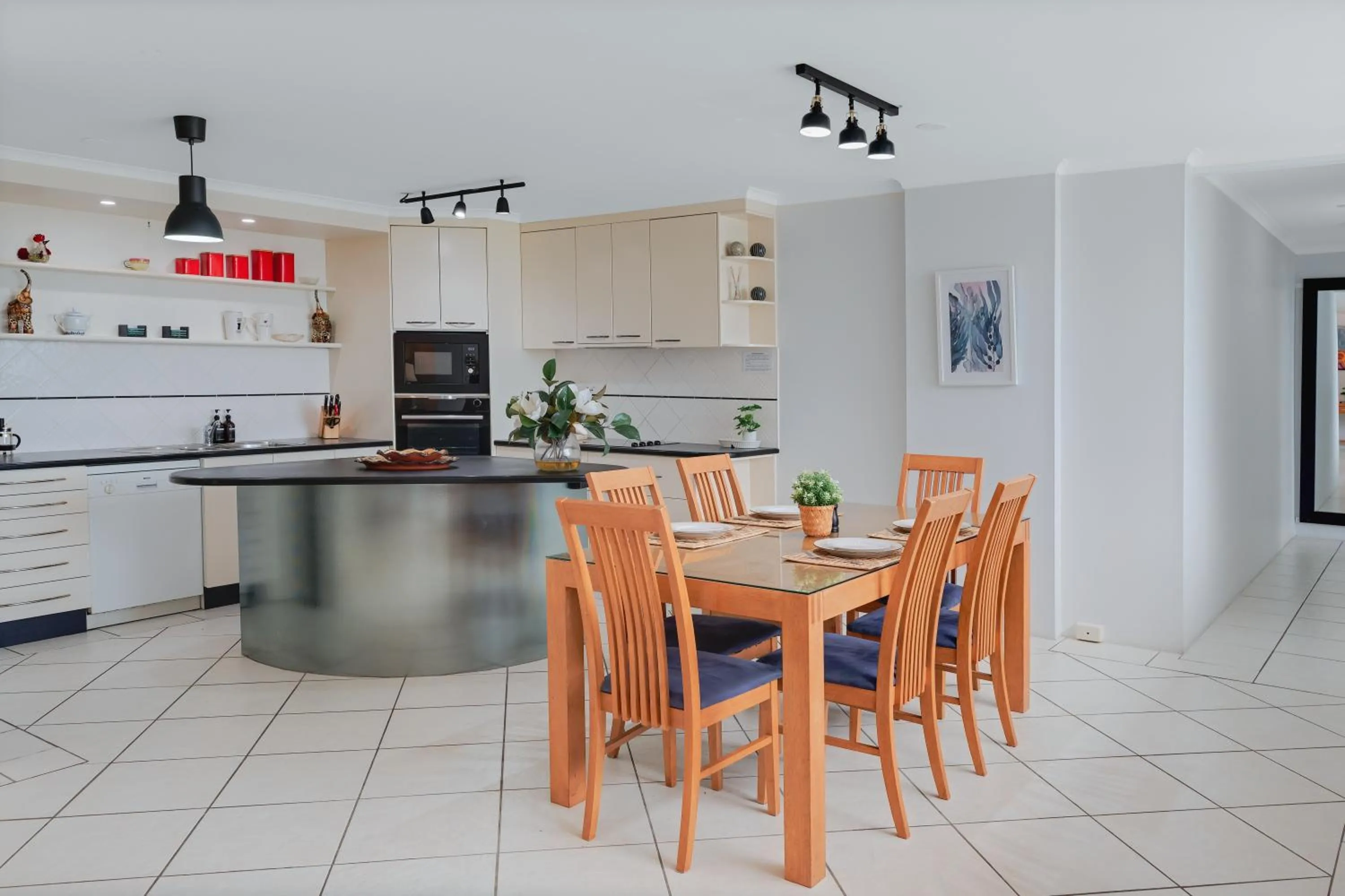 Maroochydore Riverfront Apartment