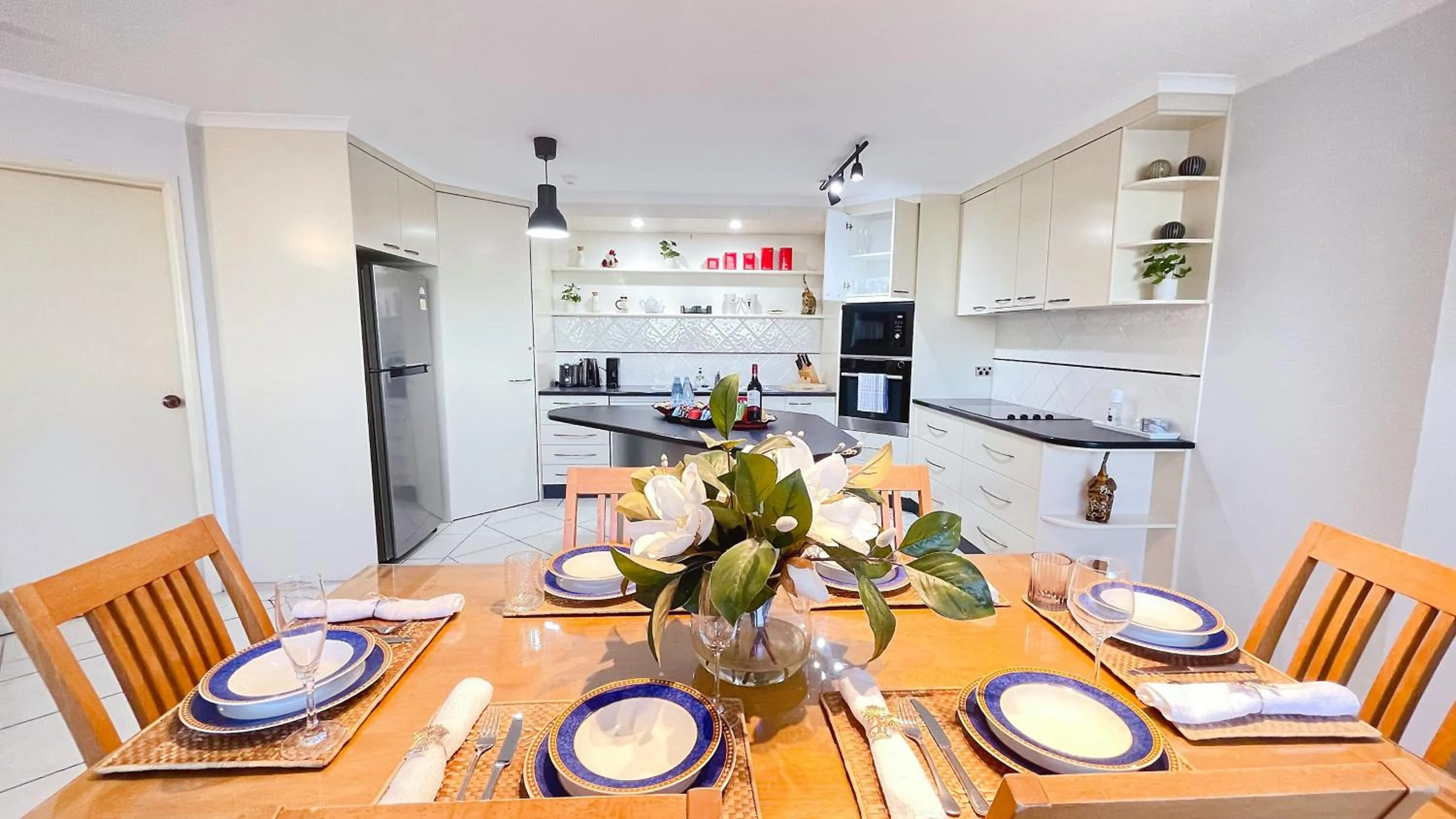 Maroochydore Riverfront Apartment