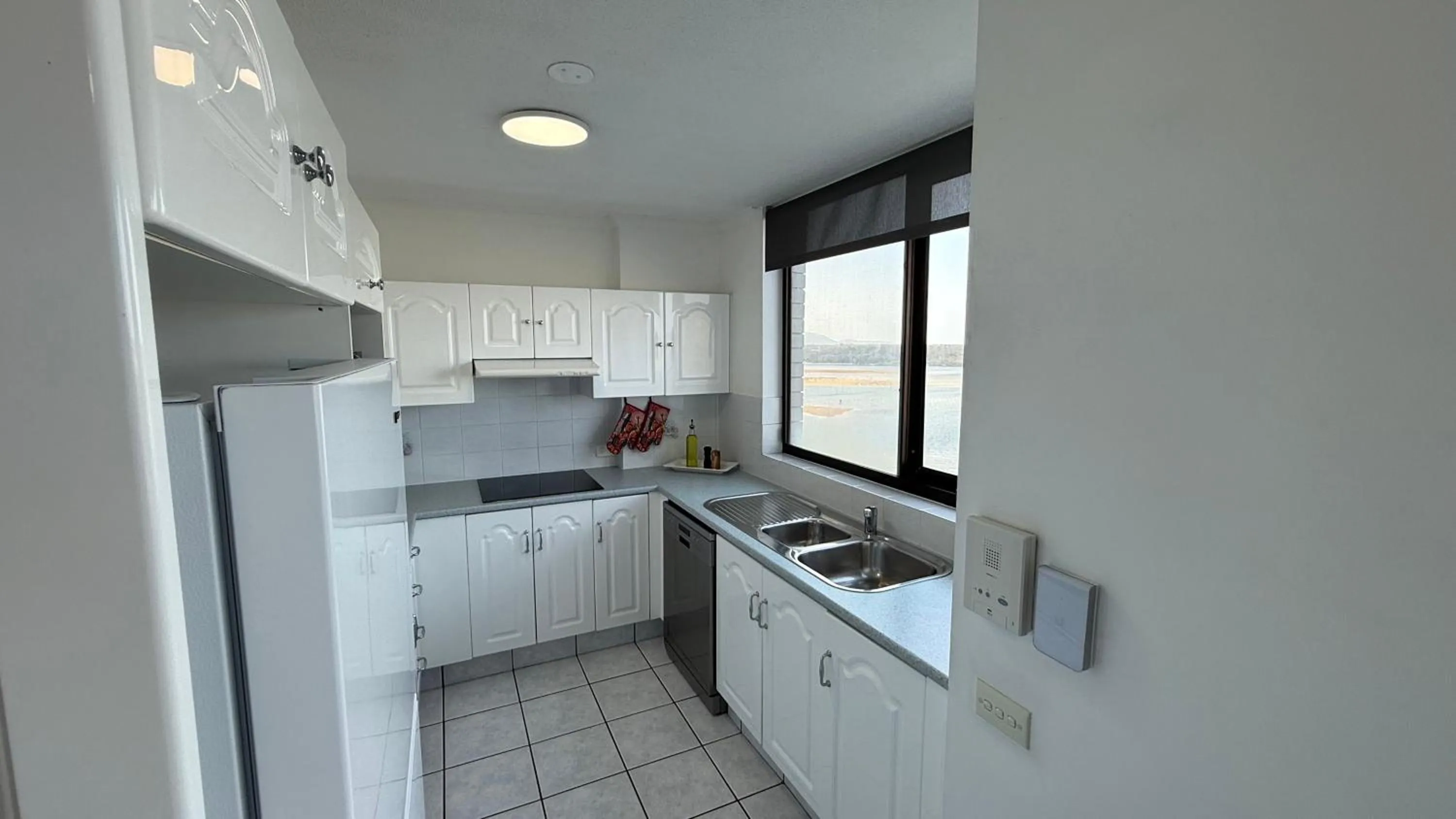 Maroochydore Riverfront Apartment