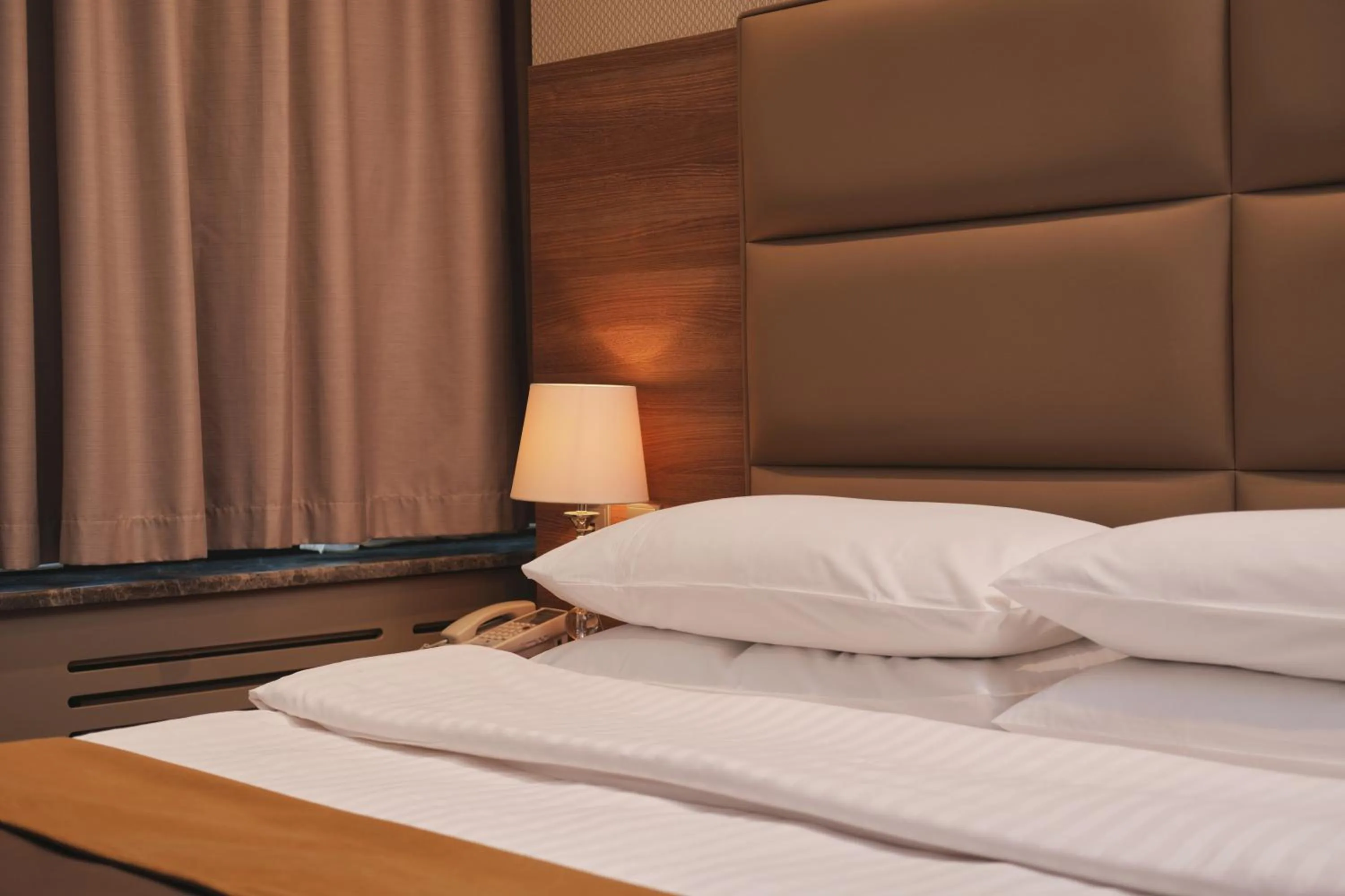 View (from property/room), Bed in Maidan Palace Hotel