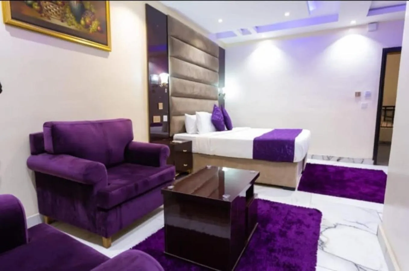 Bed in Parkview Astoria Hotel