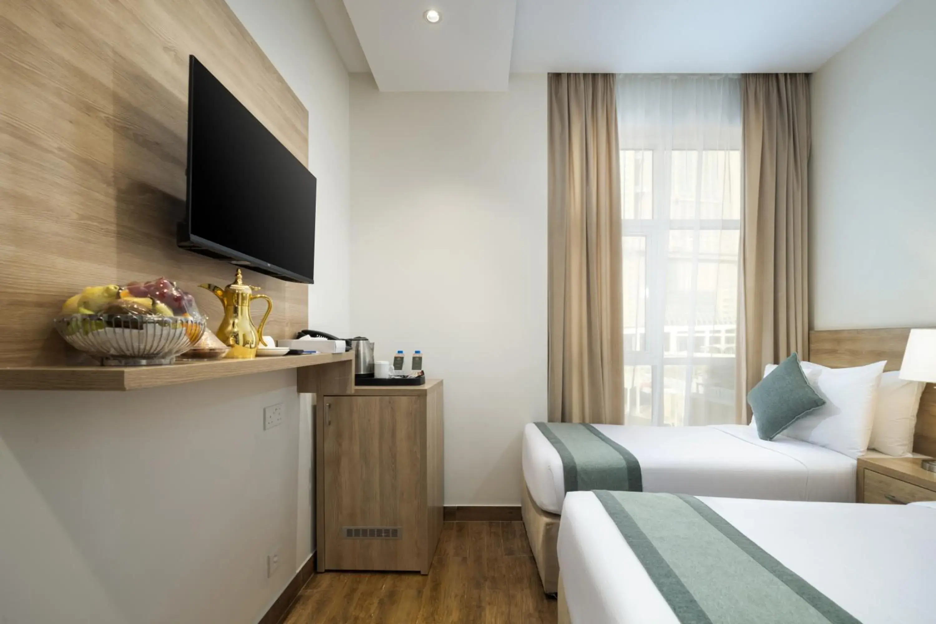 Property building, Bed in Worth Elite Hotel Property building, Bed in Worth Elite Hotel