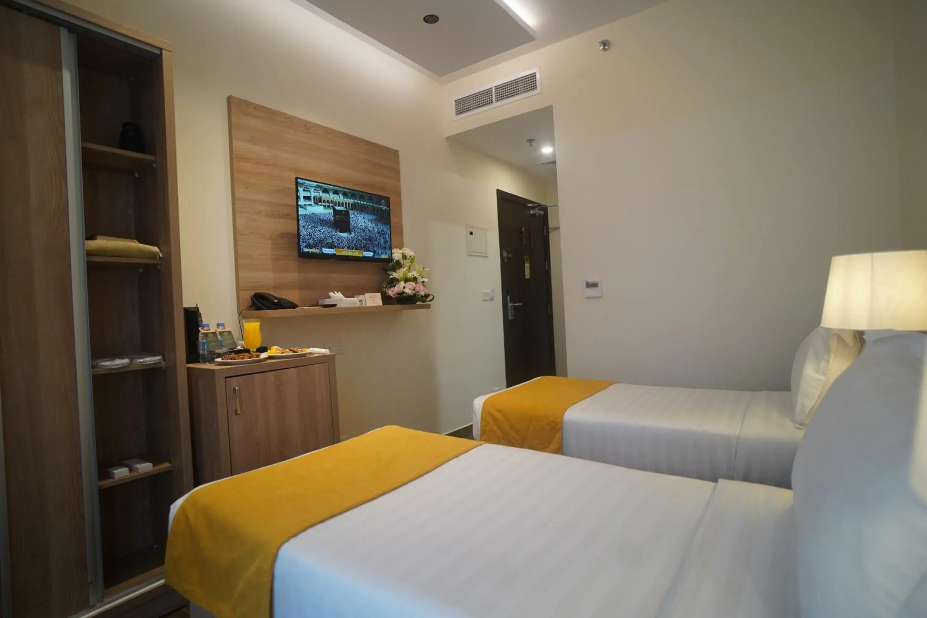 Bed in Worth Elite Hotel Bed in Worth Elite Hotel