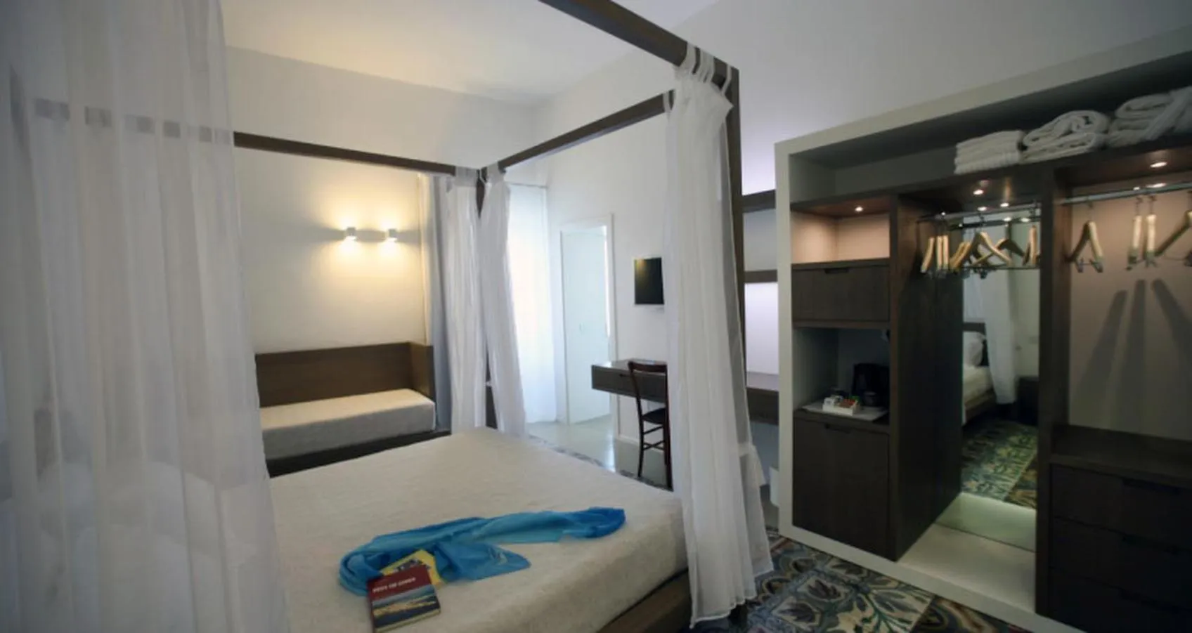 Deluxe Triple Room in Dimora Del Dragone