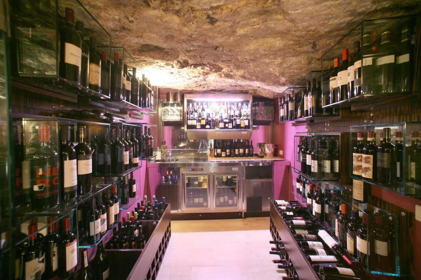 Restaurant/places to eat in Dimora Del Dragone