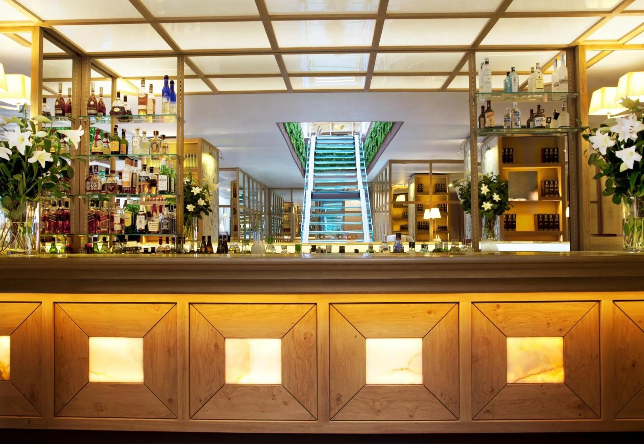 Lounge or bar in URSO Hotel & Spa, a Small Luxury Hotel of the World