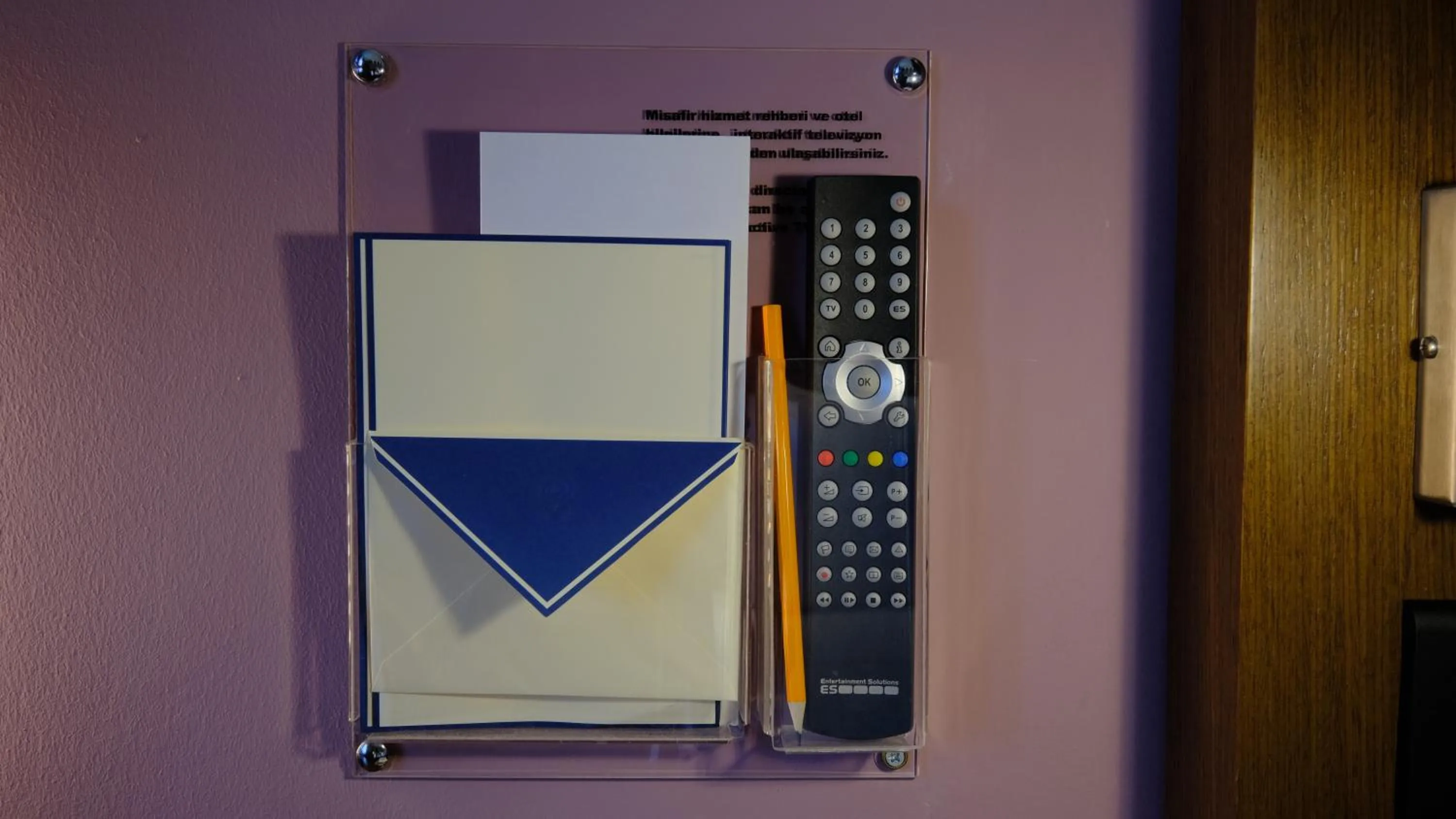 TV and multimedia in FEZ INN Hotel