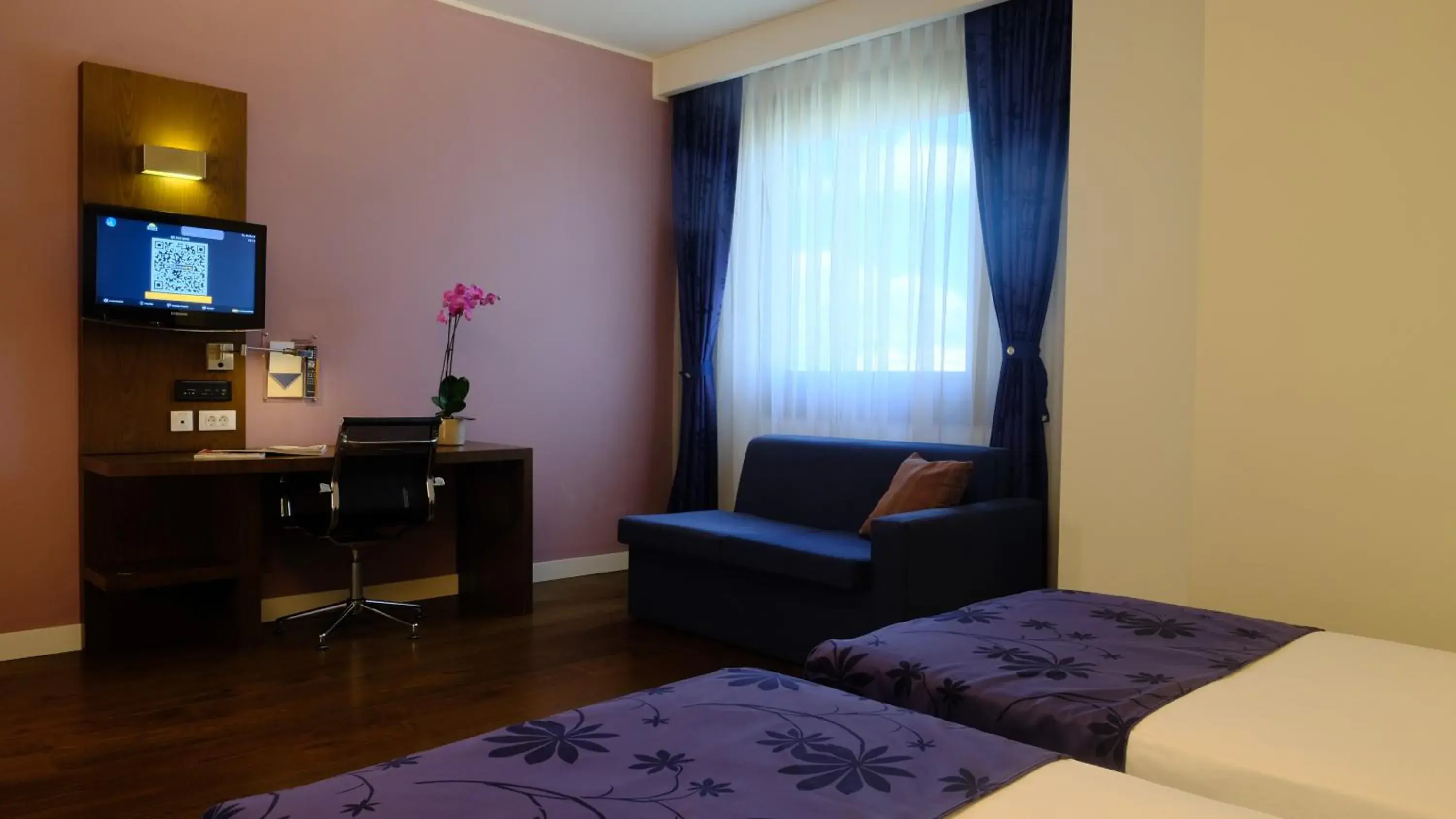 Bed in FEZ INN Hotel Bed in FEZ INN Hotel