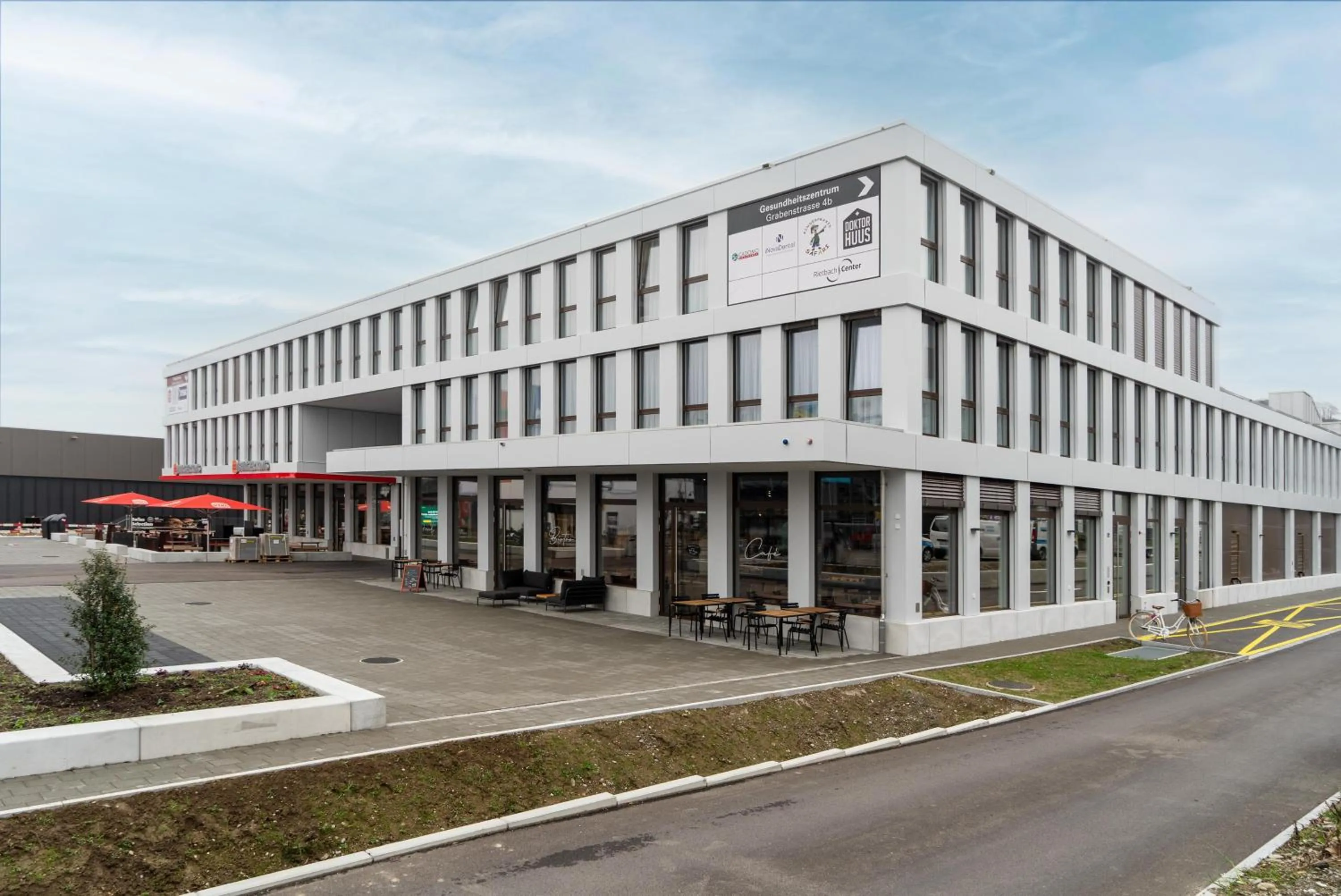 Property building in Tailormade Hotel BAB Bachenbülach