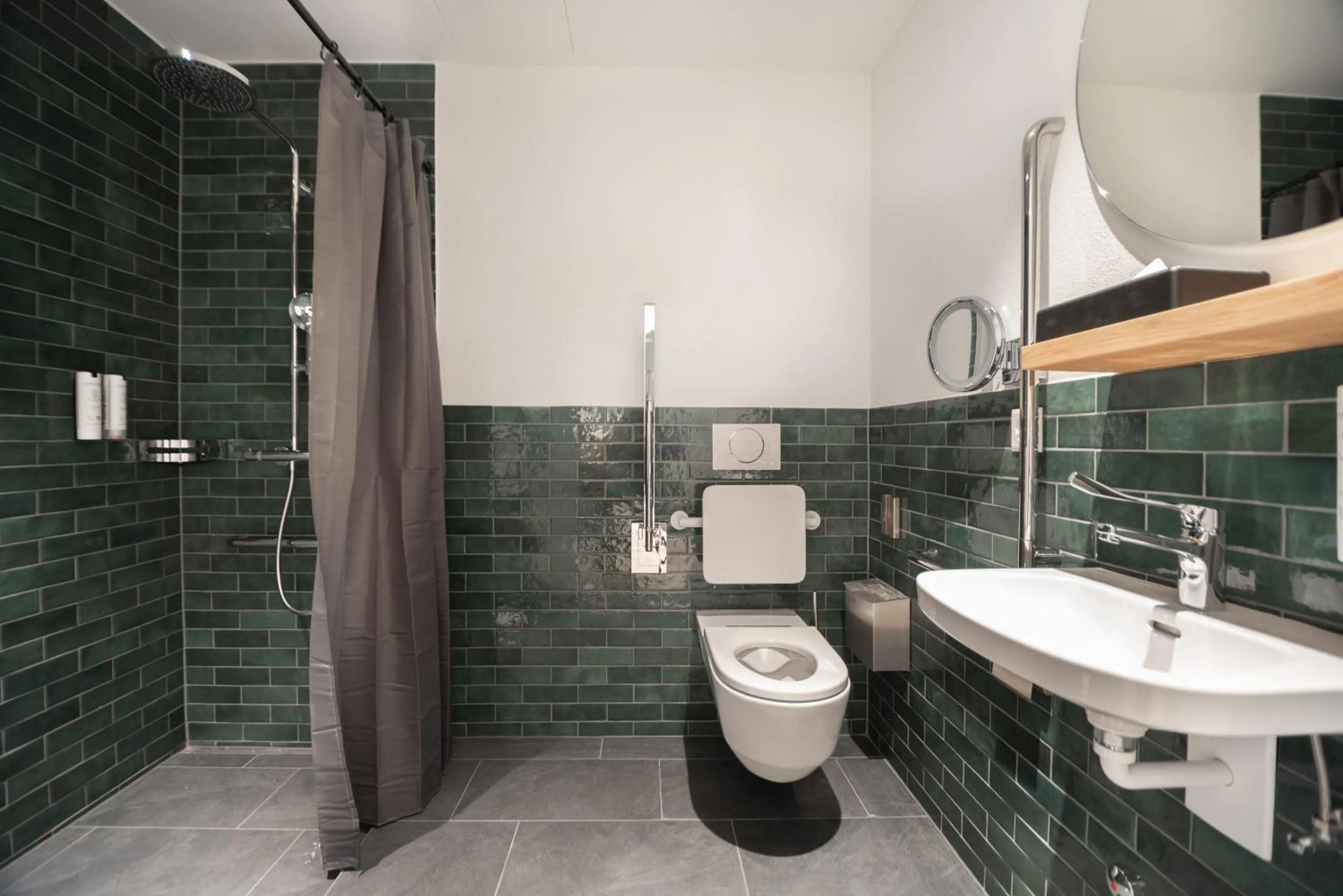 Bathroom in Tailormade Hotel BAB Bachenbülach