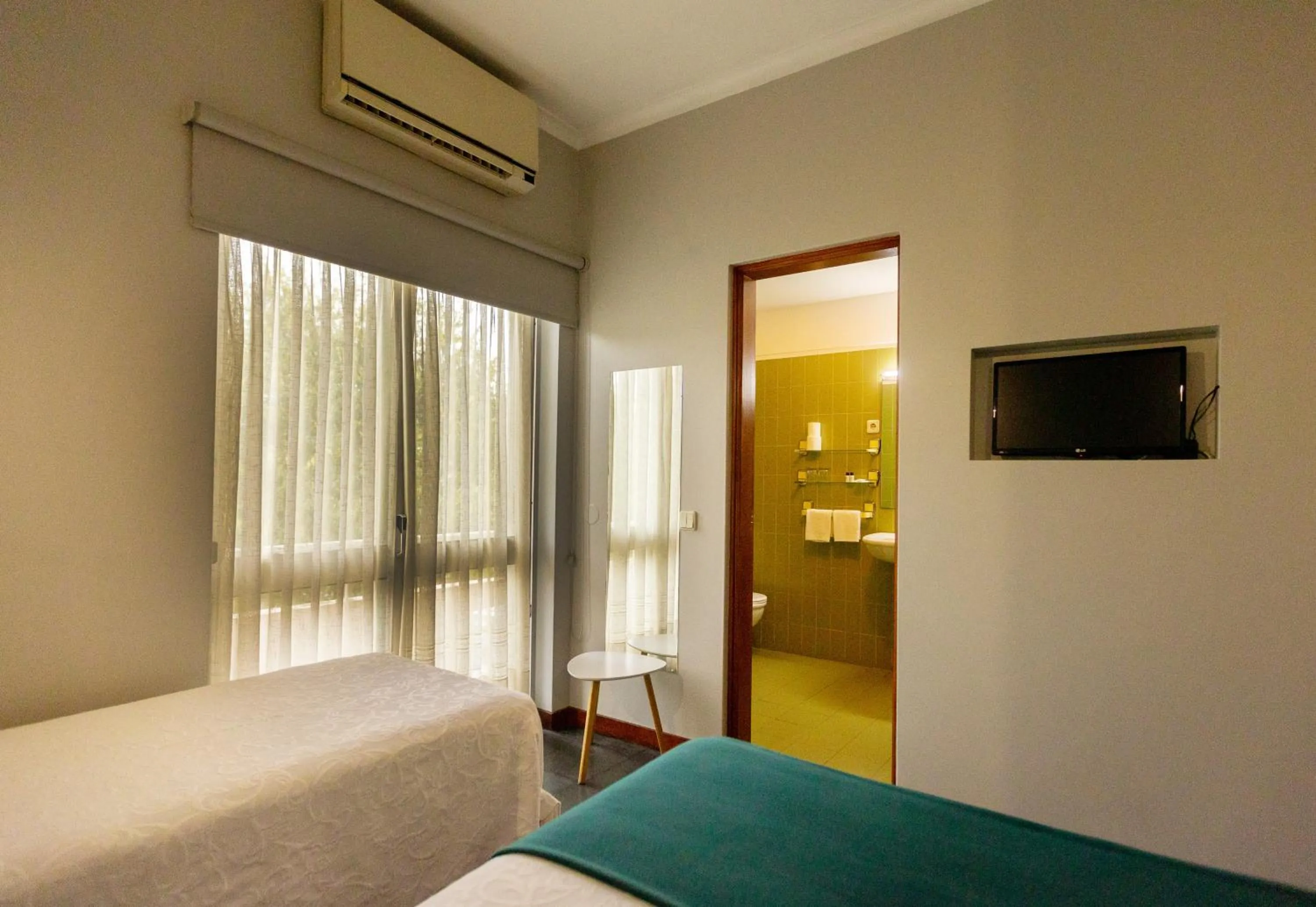 TV and multimedia, Bed in Hotel Sao Nicolau