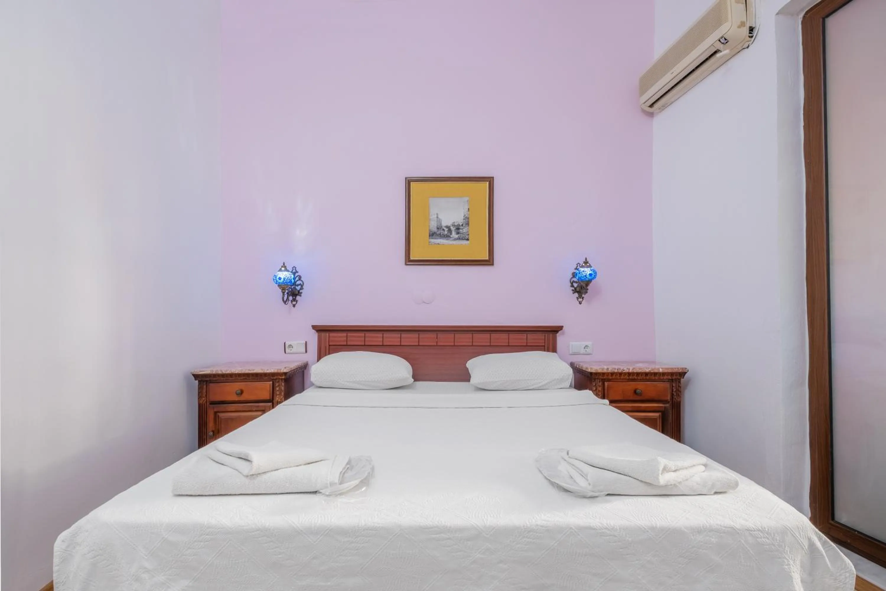 Bed in Efsali Hotel Kaleiçi