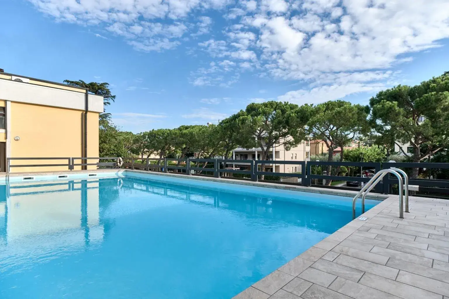 Lydie apt. exclusive holigarda Lydie apt. exclusive holigarda