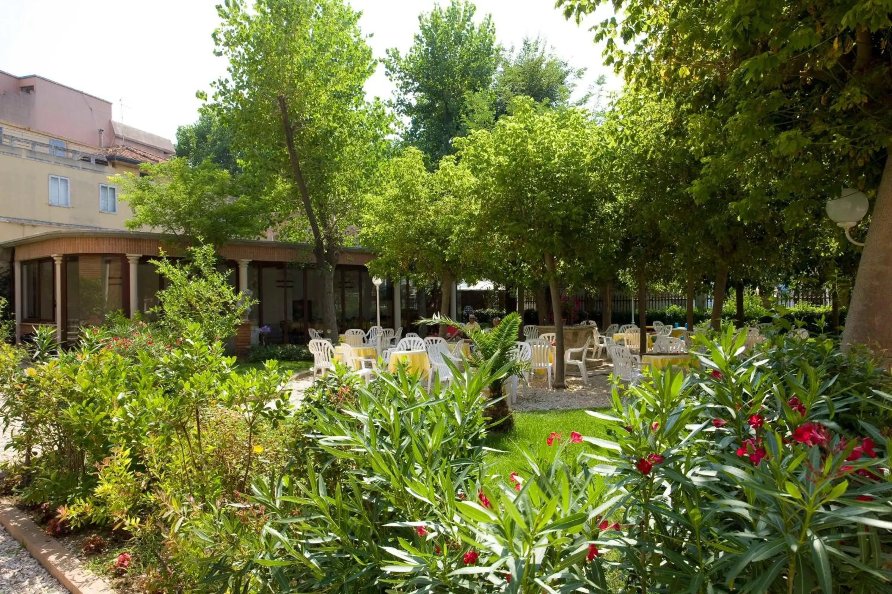 Garden, Property Building in Hotel Villa Fulgida