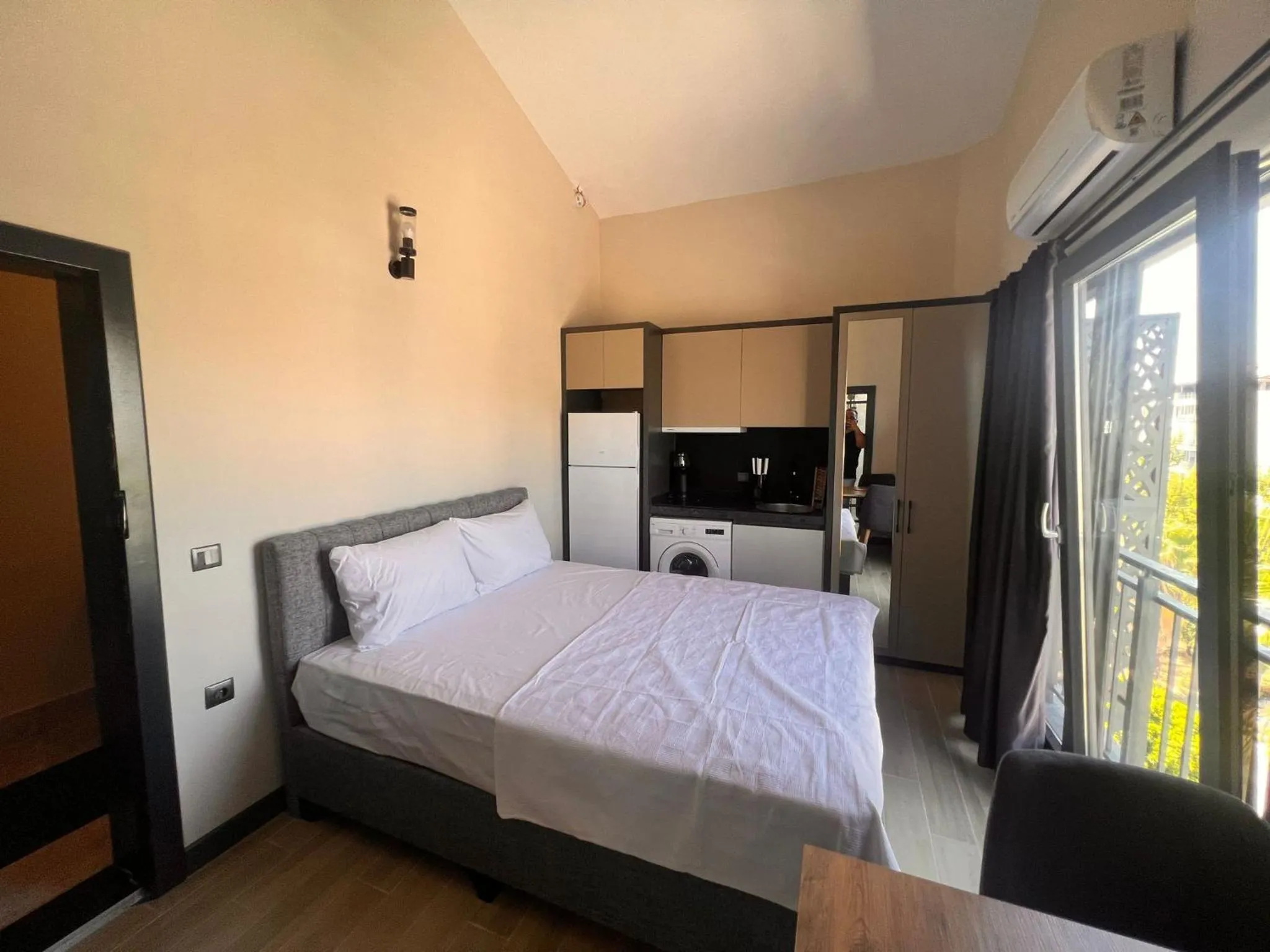 Kitchen or kitchenette, Bed in Hayal Fener