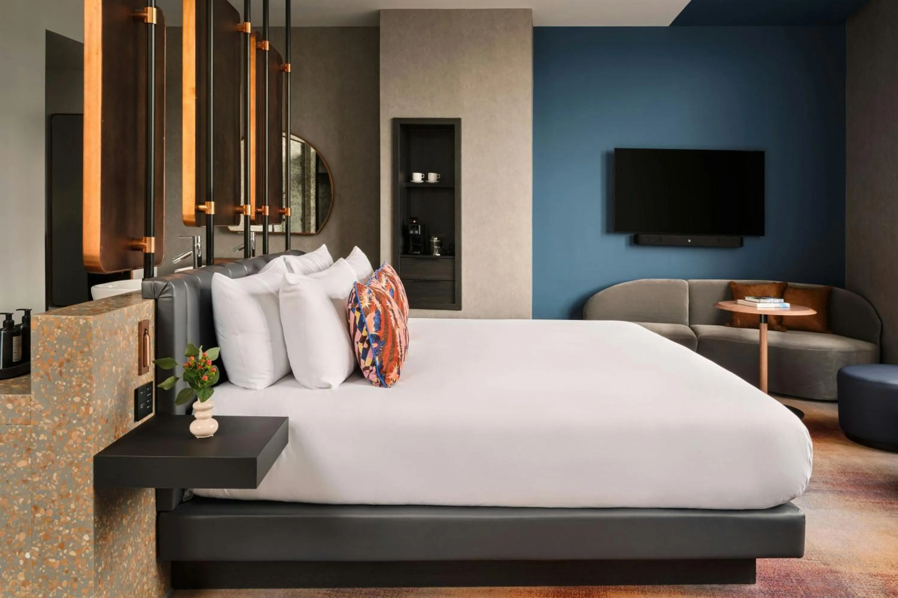 Bedroom, Bed in W Edinburgh