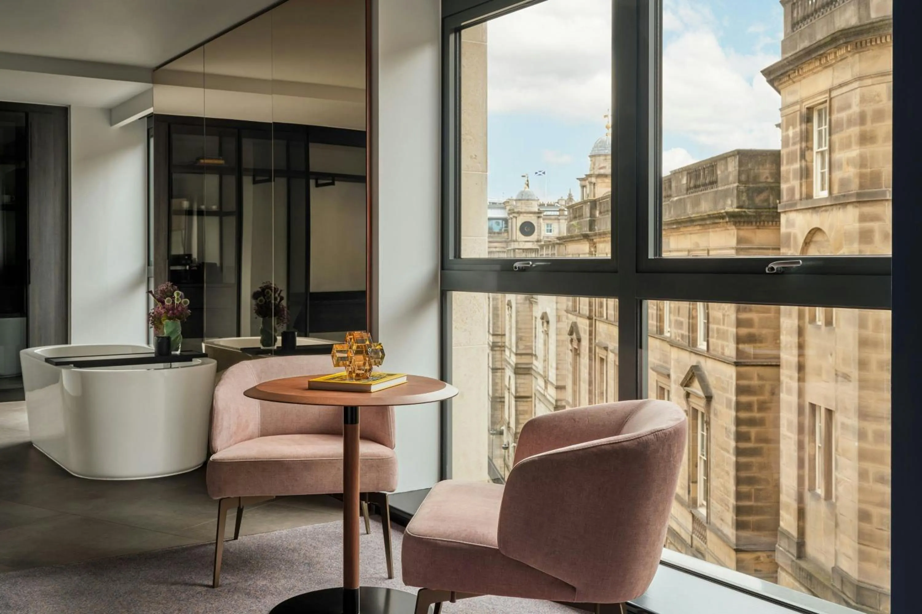 Bedroom in W Edinburgh