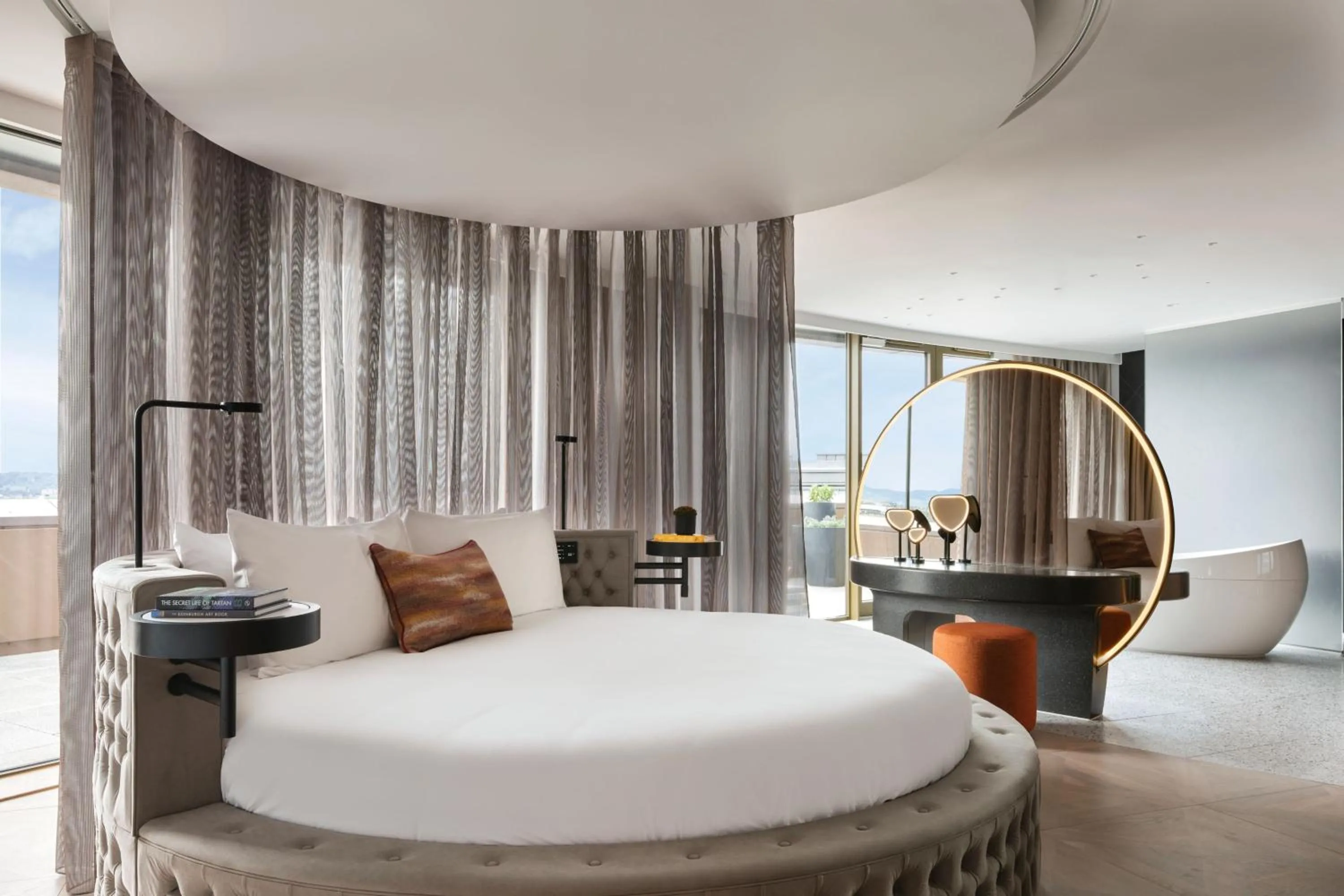 Bedroom, Bed in W Edinburgh