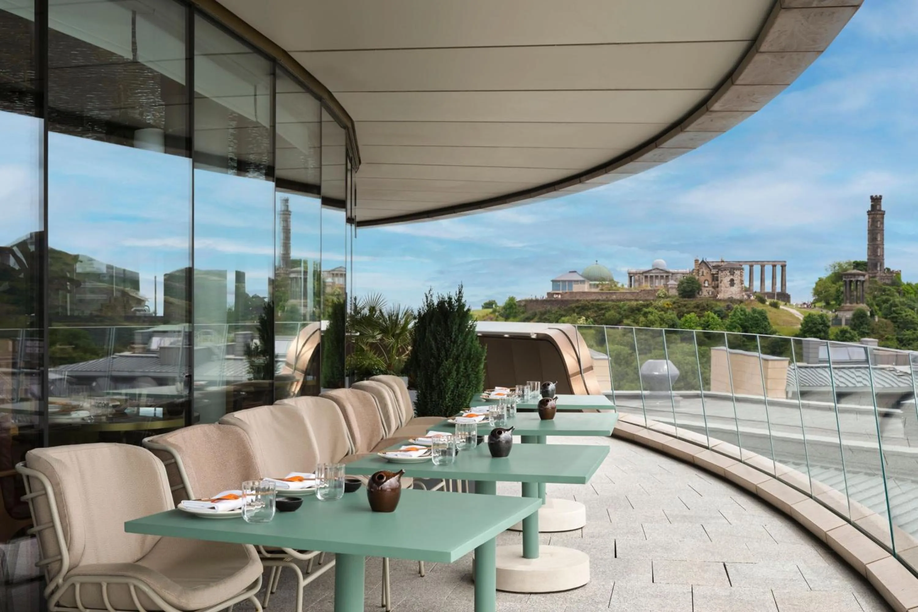 Restaurant/places to eat in W Edinburgh