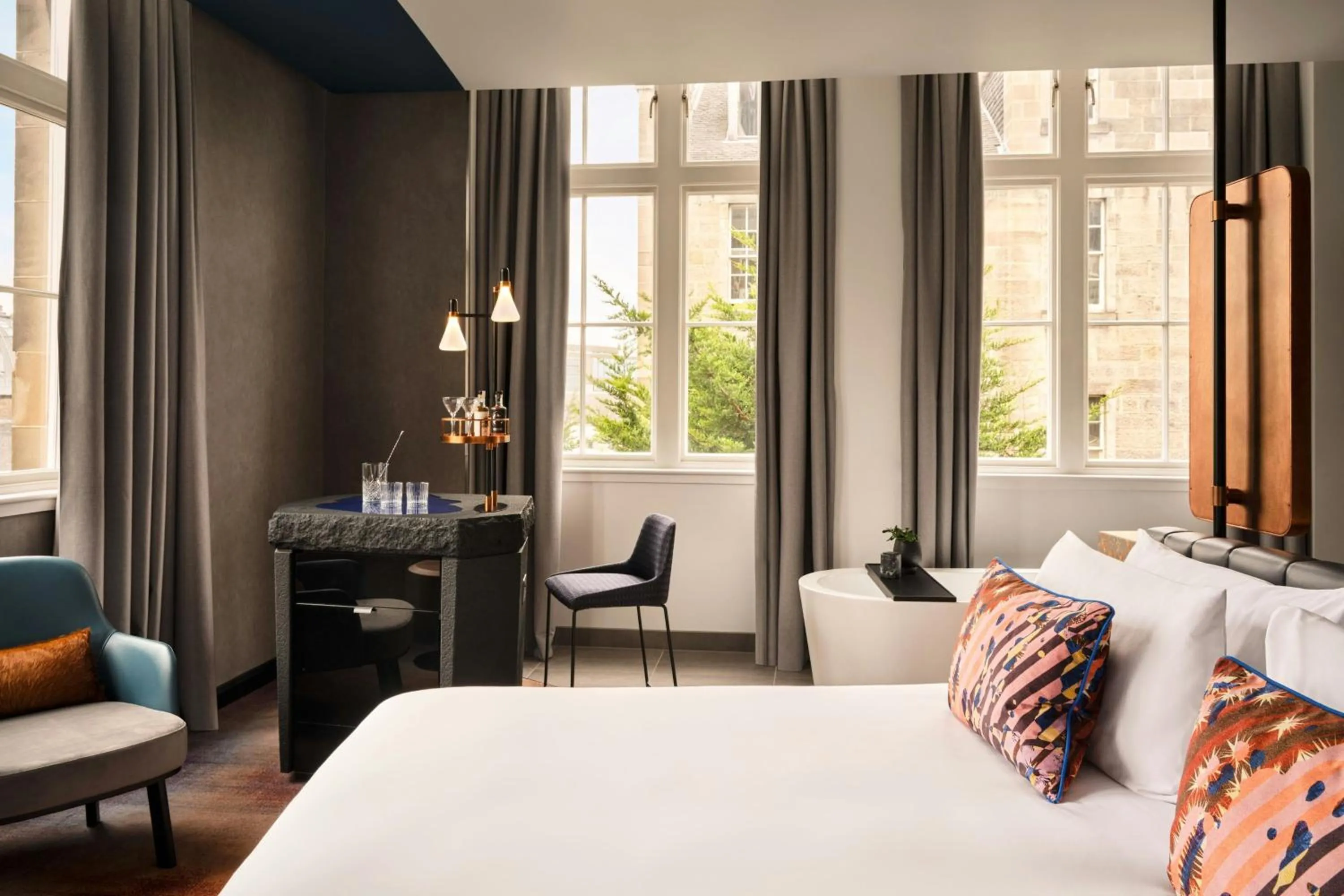 Bedroom, Bed in W Edinburgh