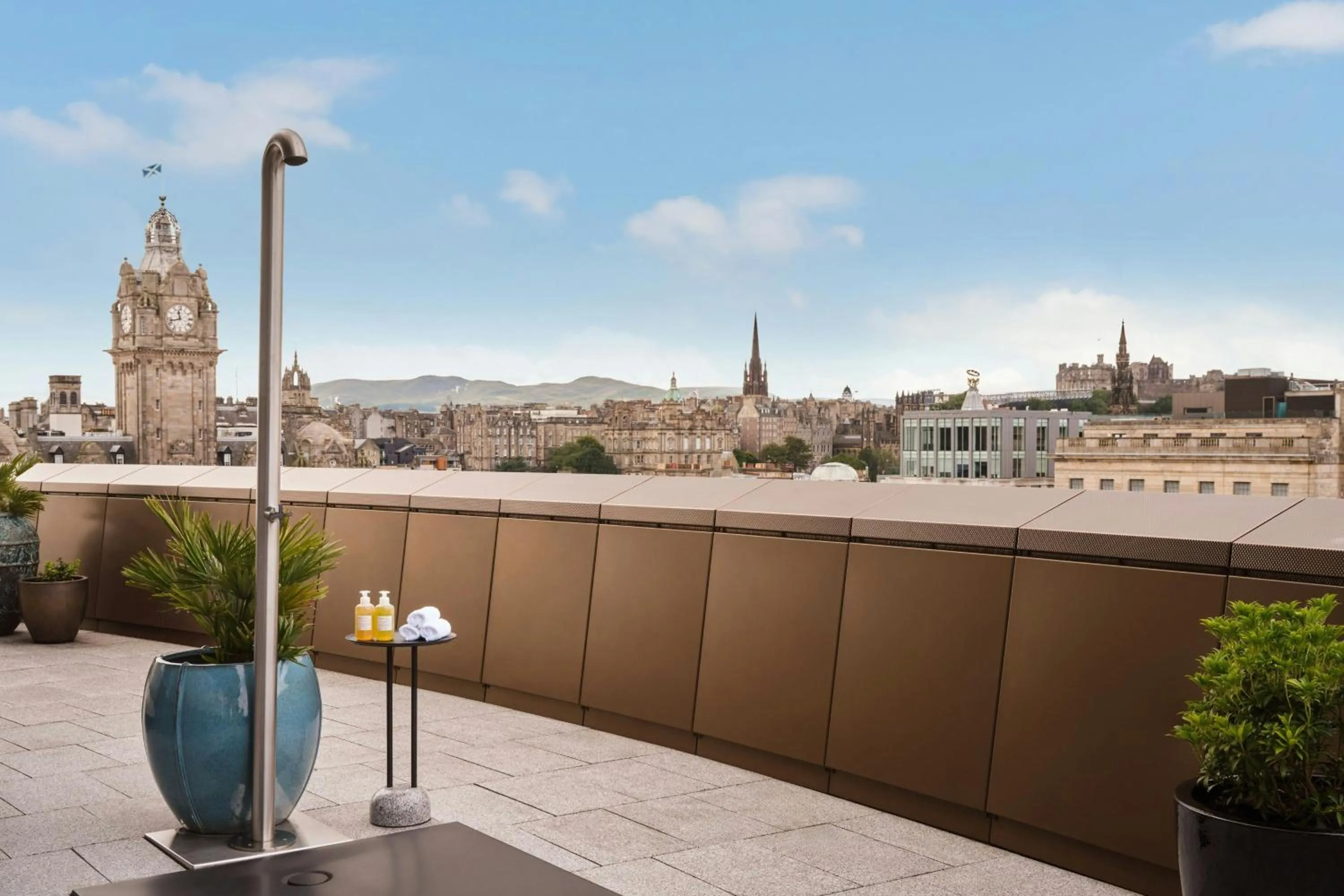 Bedroom in W Edinburgh