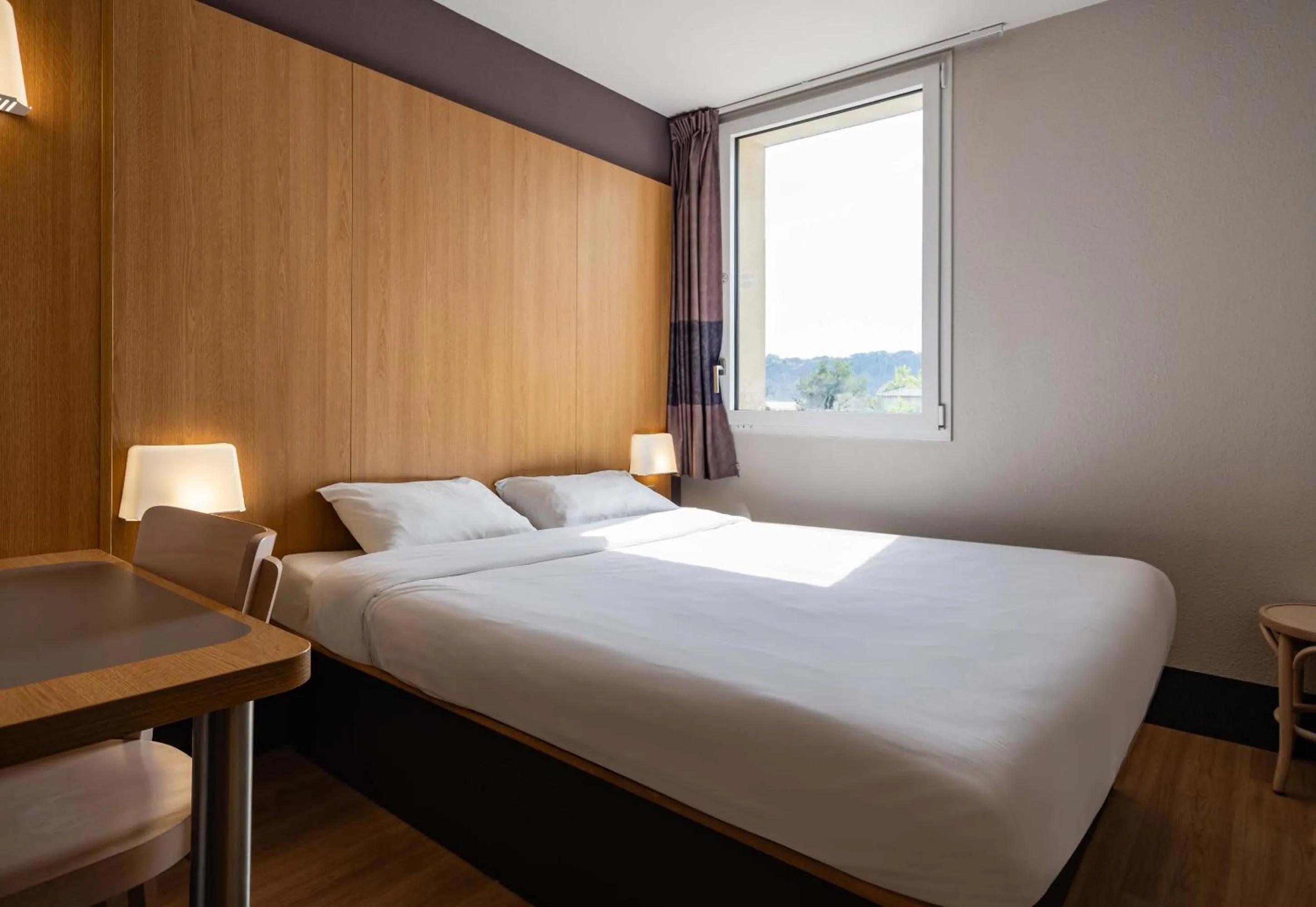 Bedroom, Bed in B&B HOTEL Aubenas