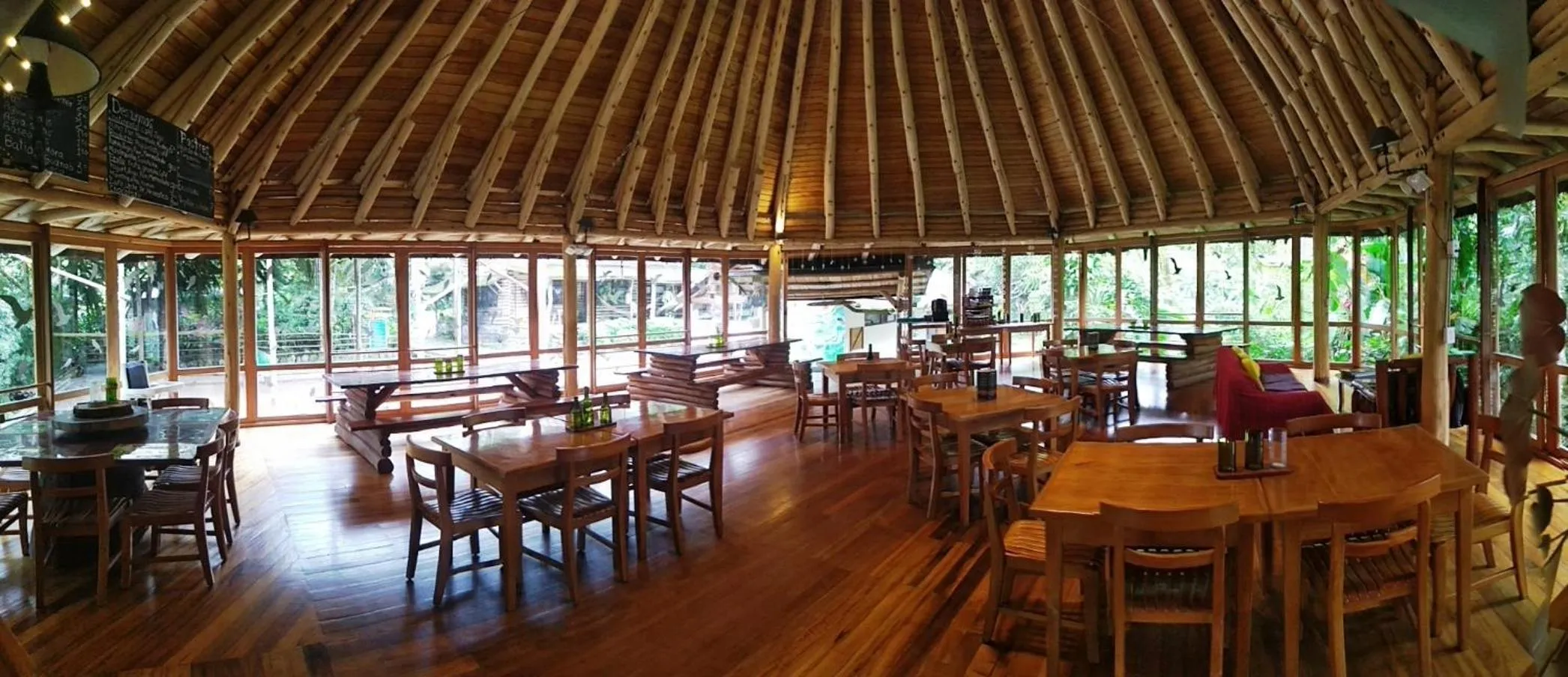 Restaurant/places to eat in Hosteria La Roulotte - Mindo