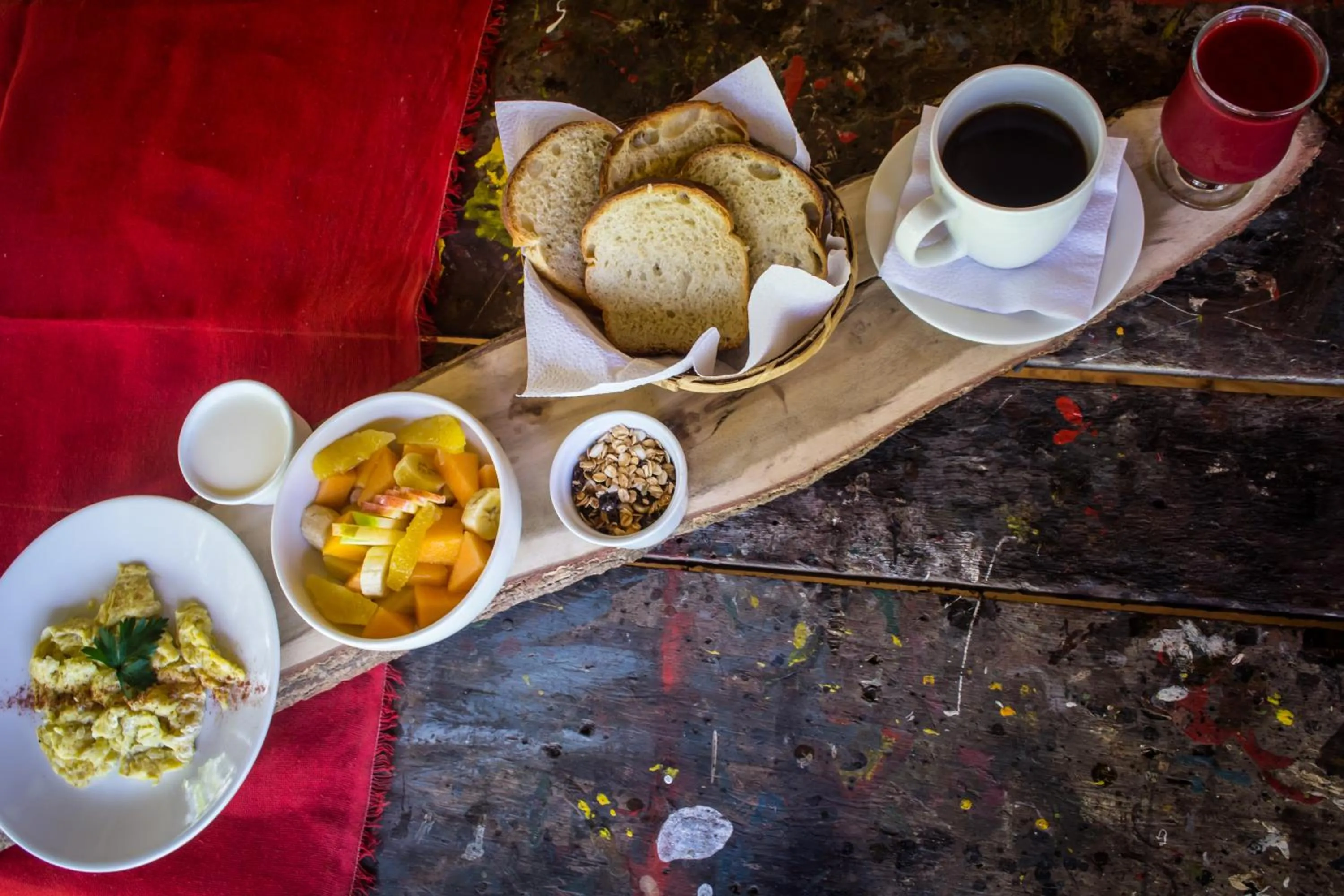 Breakfast in Hosteria La Roulotte - Mindo