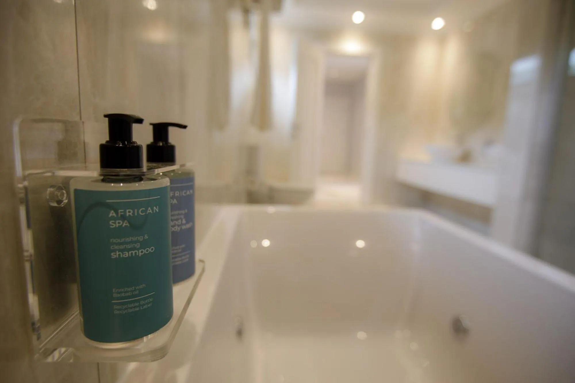 Bath in Cowork Lab Suites