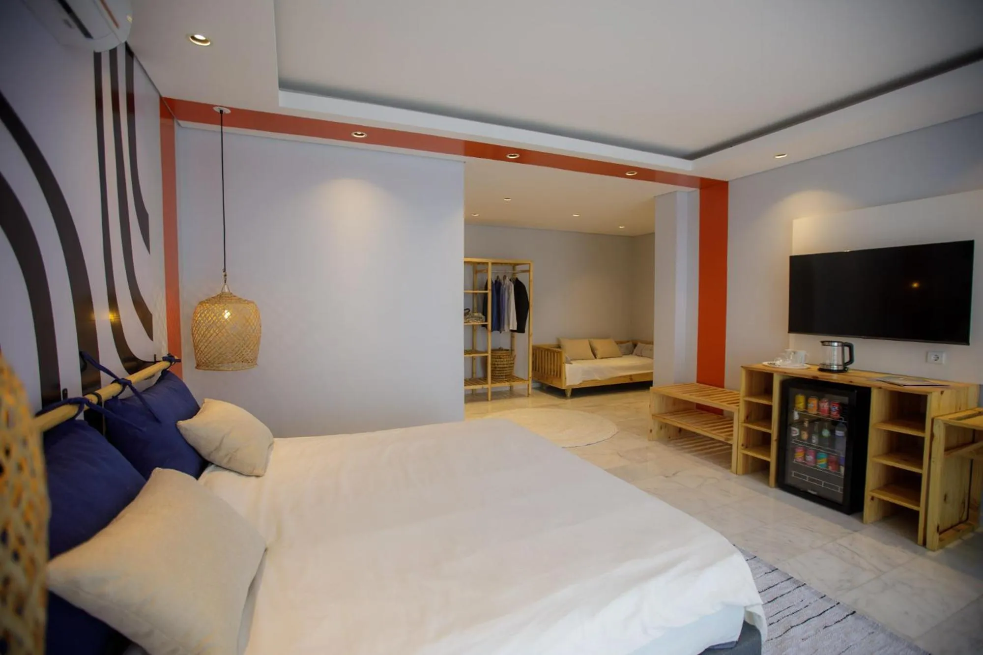 Photo of the whole room, Bed in Cowork Lab Suites