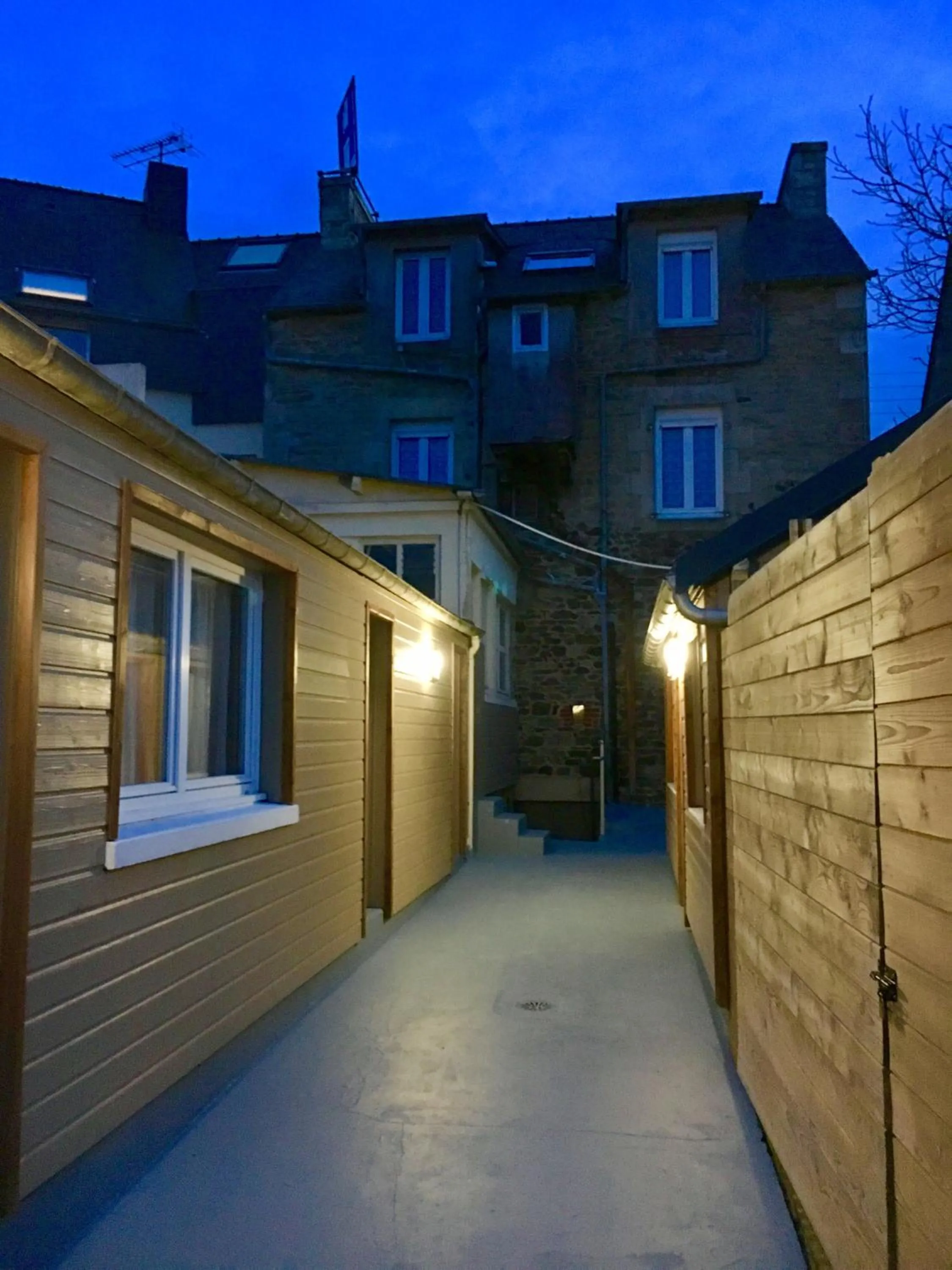 Facade/entrance in Contact Hôtel de Matignon