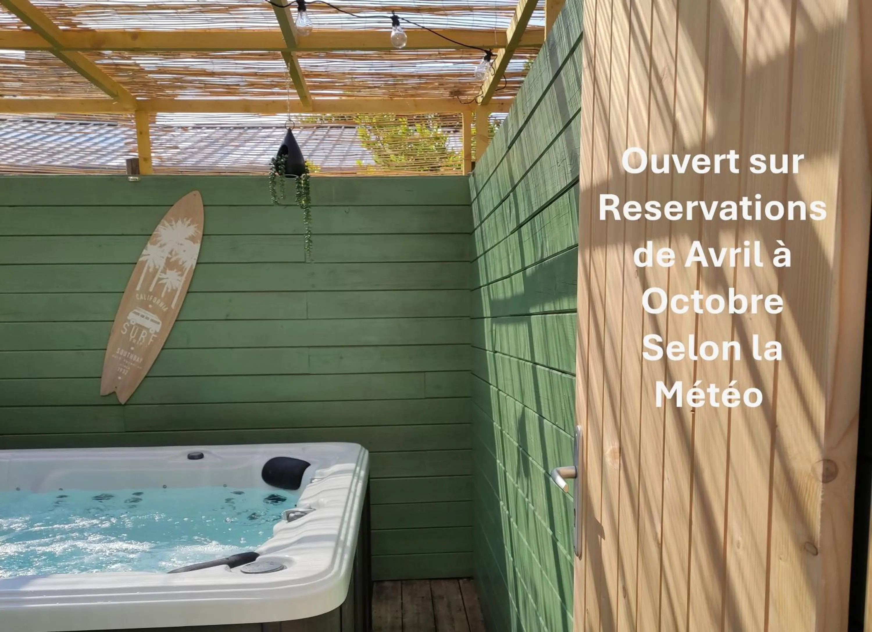 Hot Tub in Contact Hôtel de Matignon