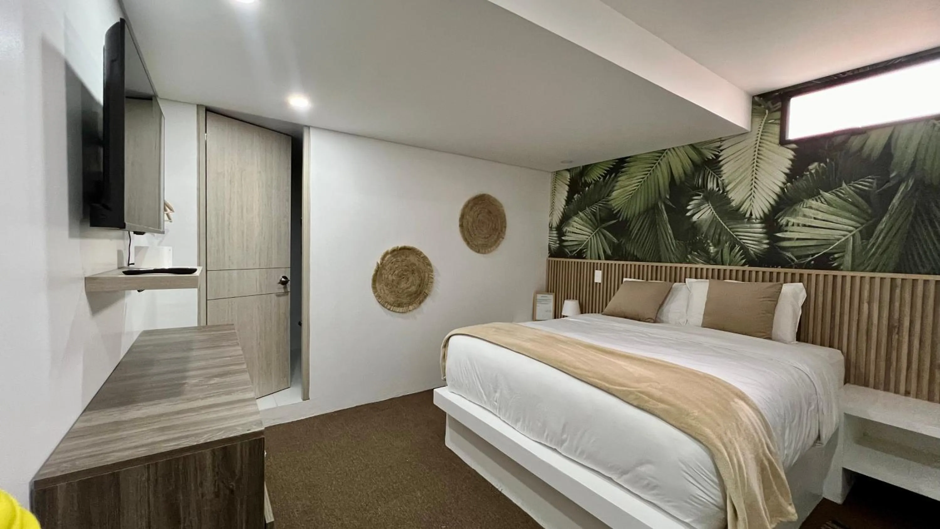 Business Double Room with Gym Access in Ope Suites calle 100