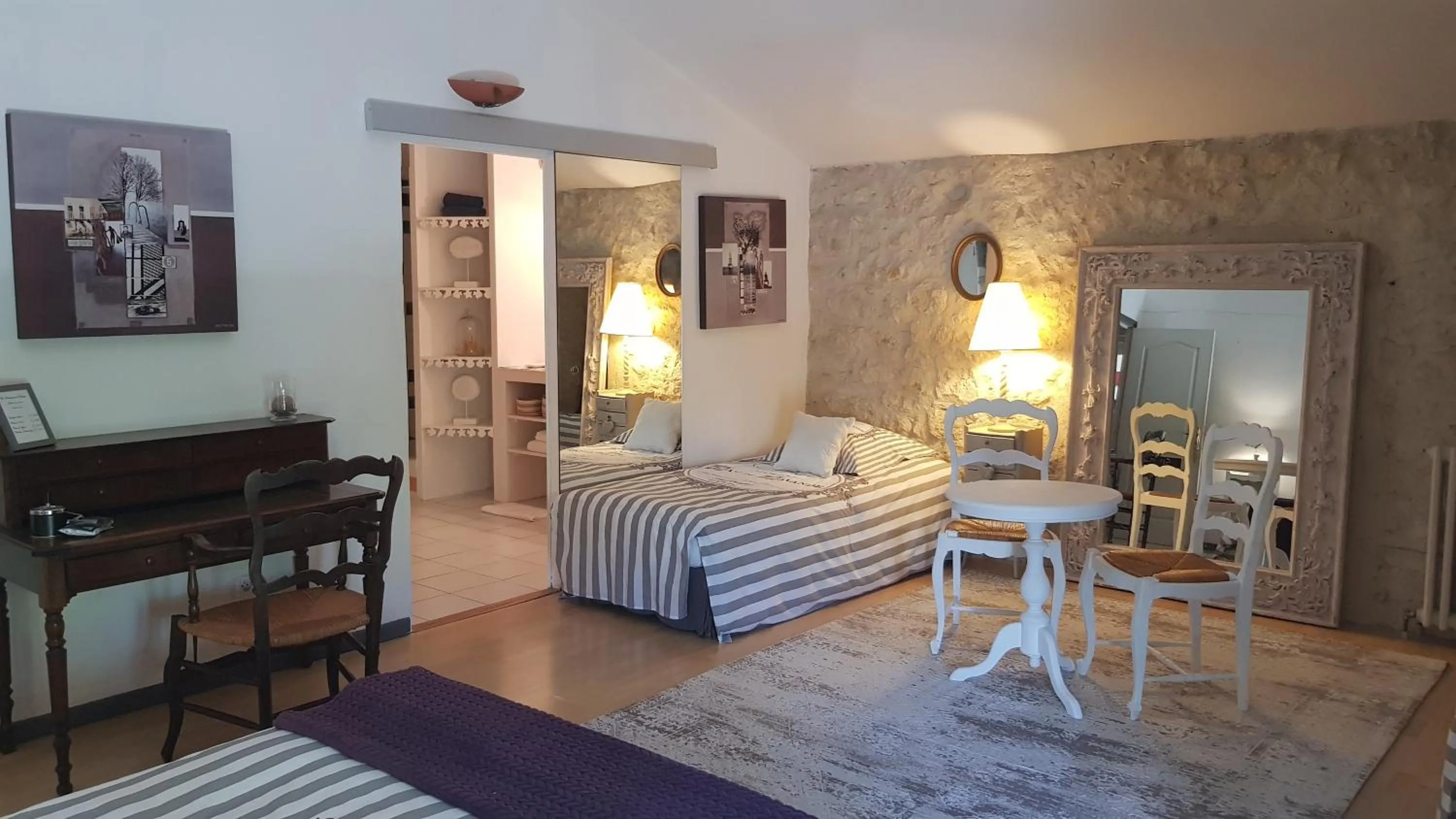 Bed in La Demeure du Pressoir