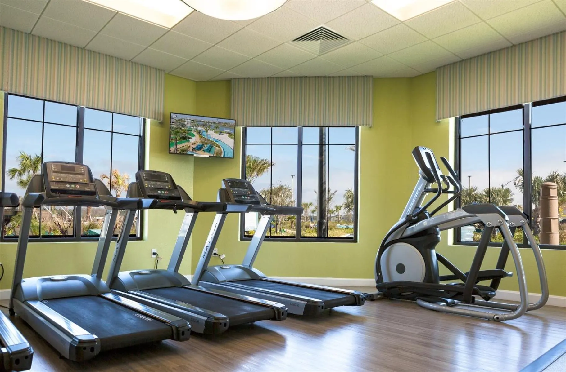 Fitness centre/facilities in Family Retreat near Disney with Pool & Hot Tub!