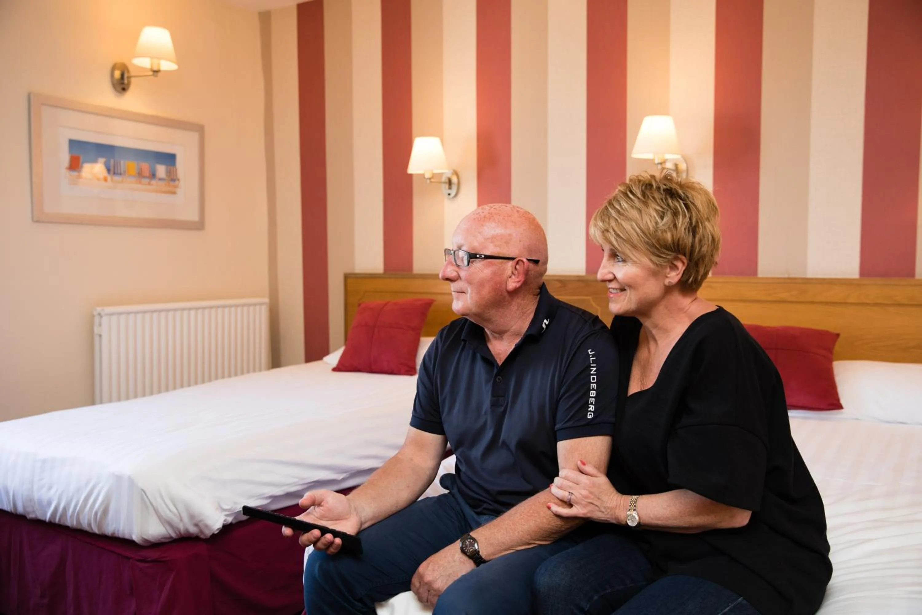 Bed in Claremont Hotel - All Inclusive!