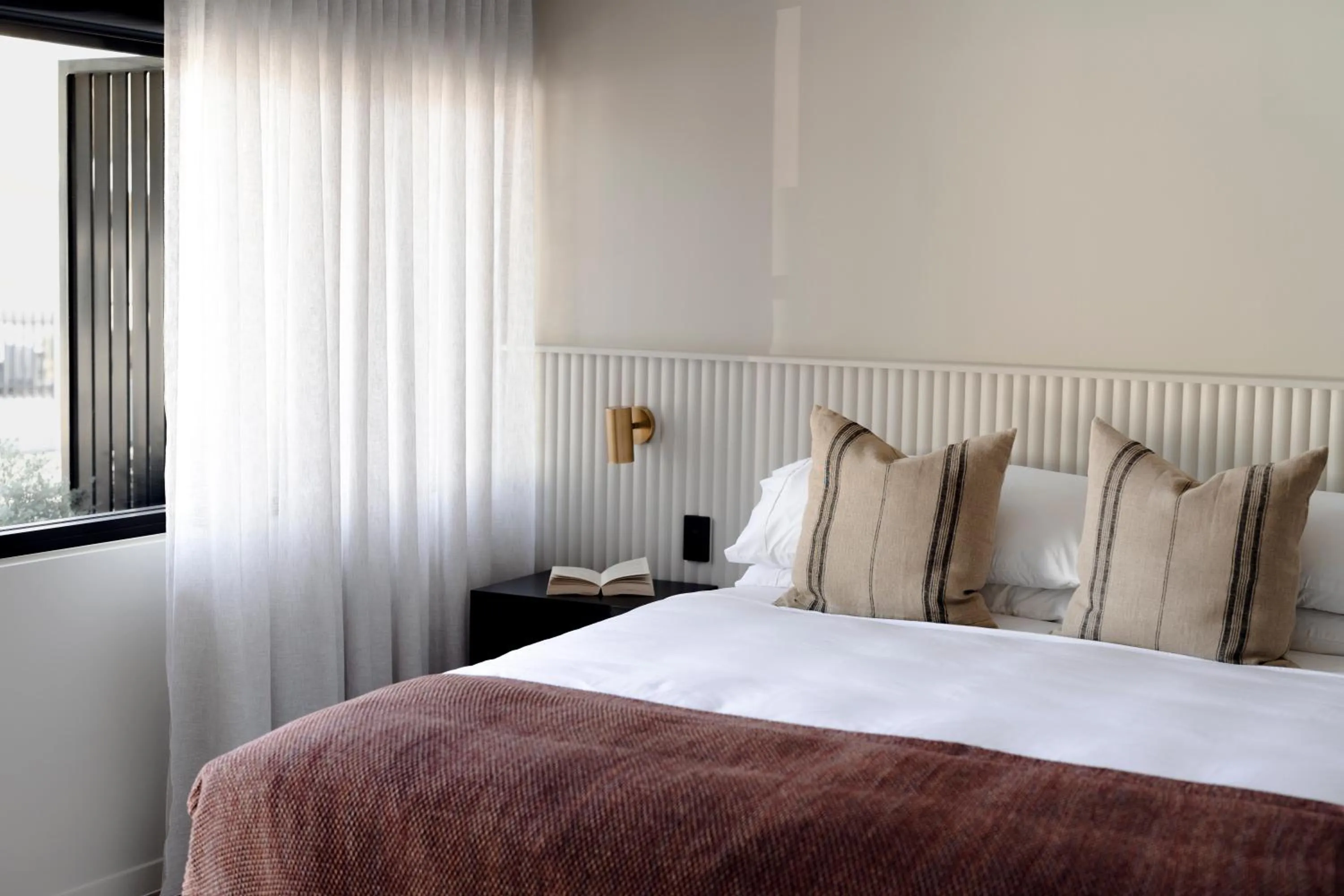 Bedroom, Bed in Motel Caloundra