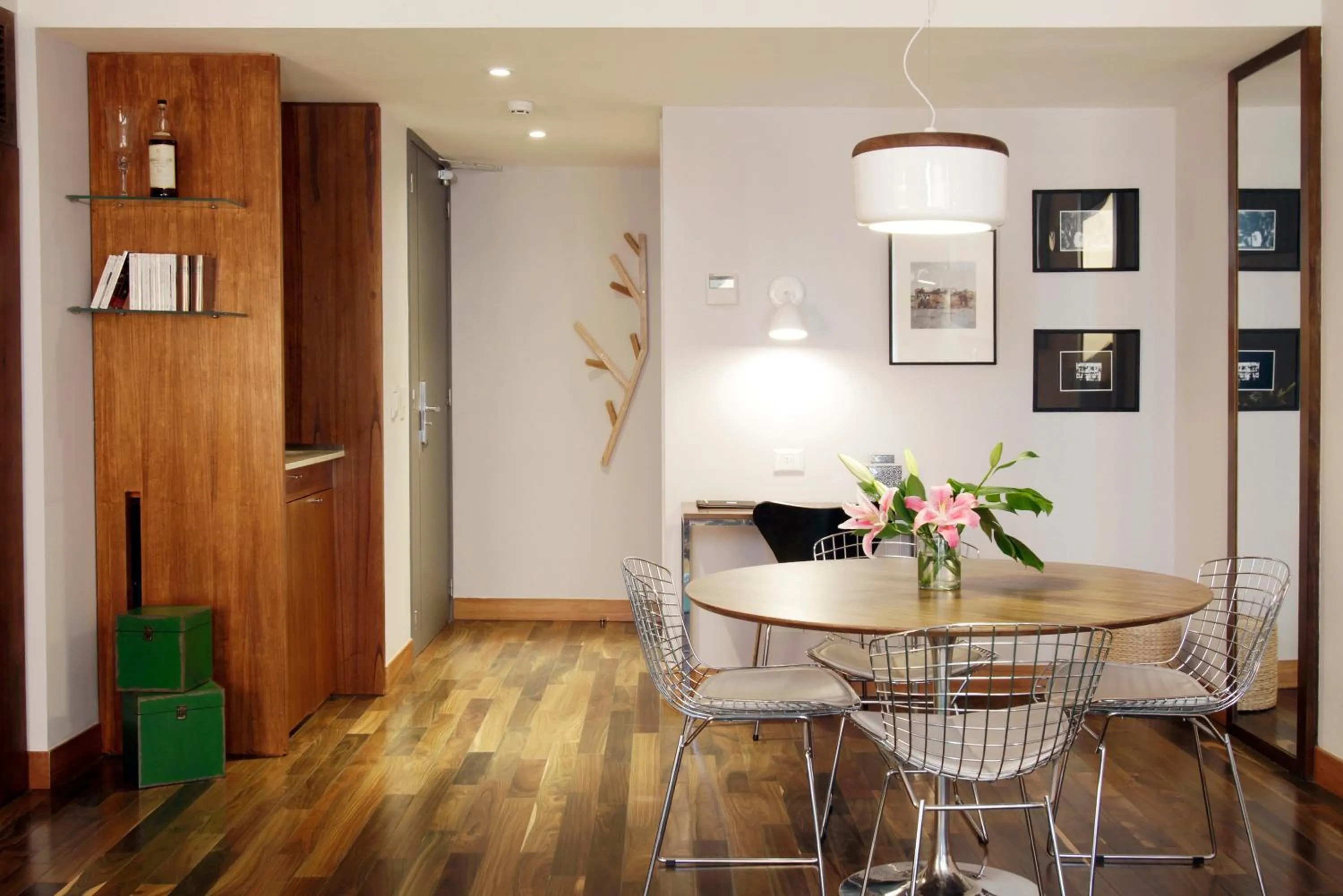 Photo of the whole room in Palo Santo Hotel