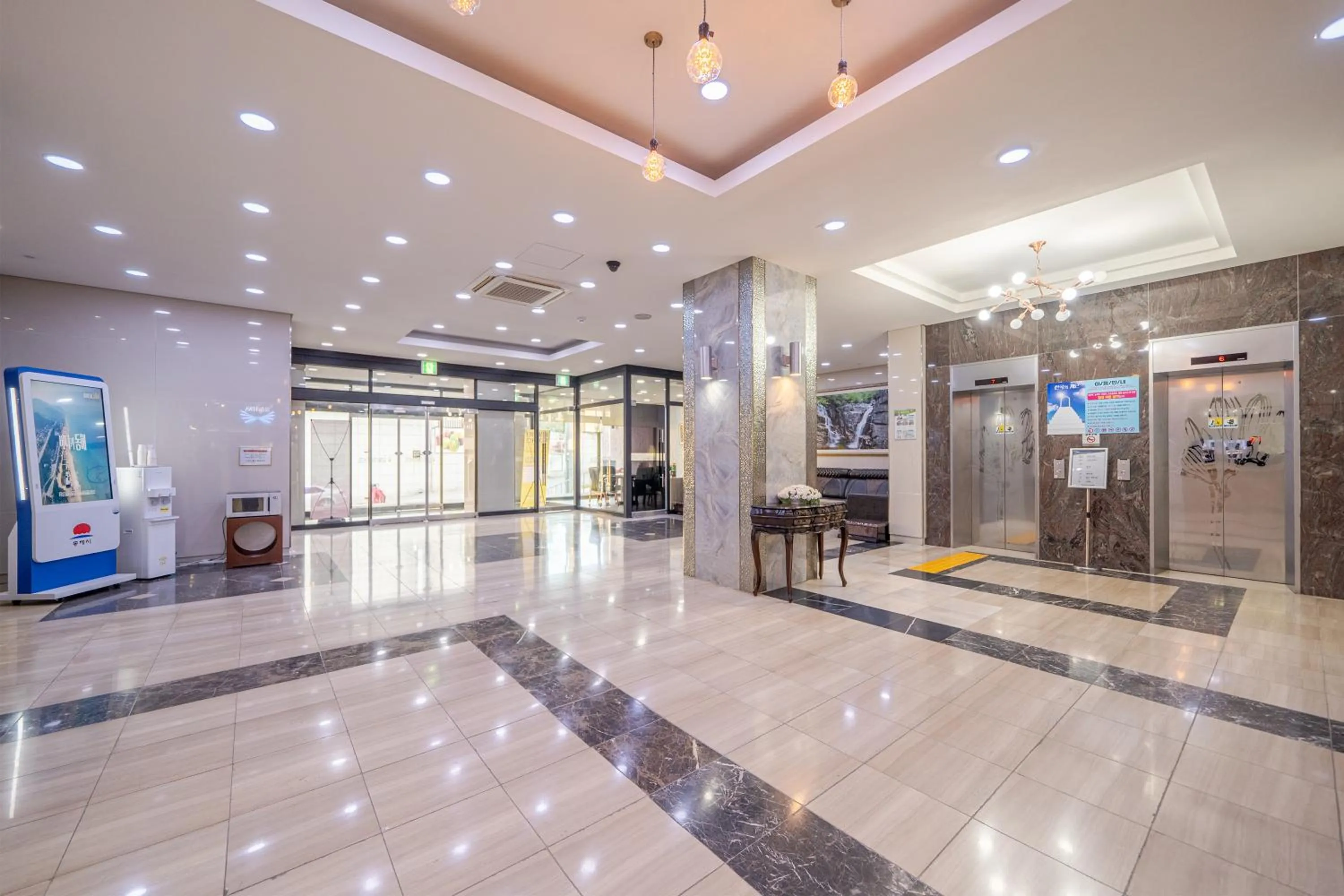 Donghae Gloria Hotel